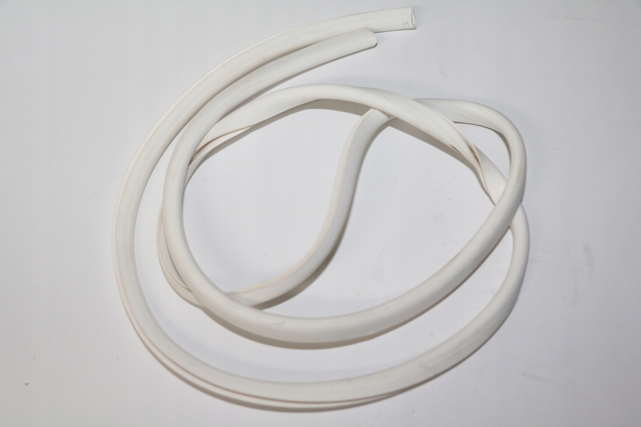 KEDRA NA ZBIORNIK PALIWA KOMAR 232 2350 2330 BIAŁA