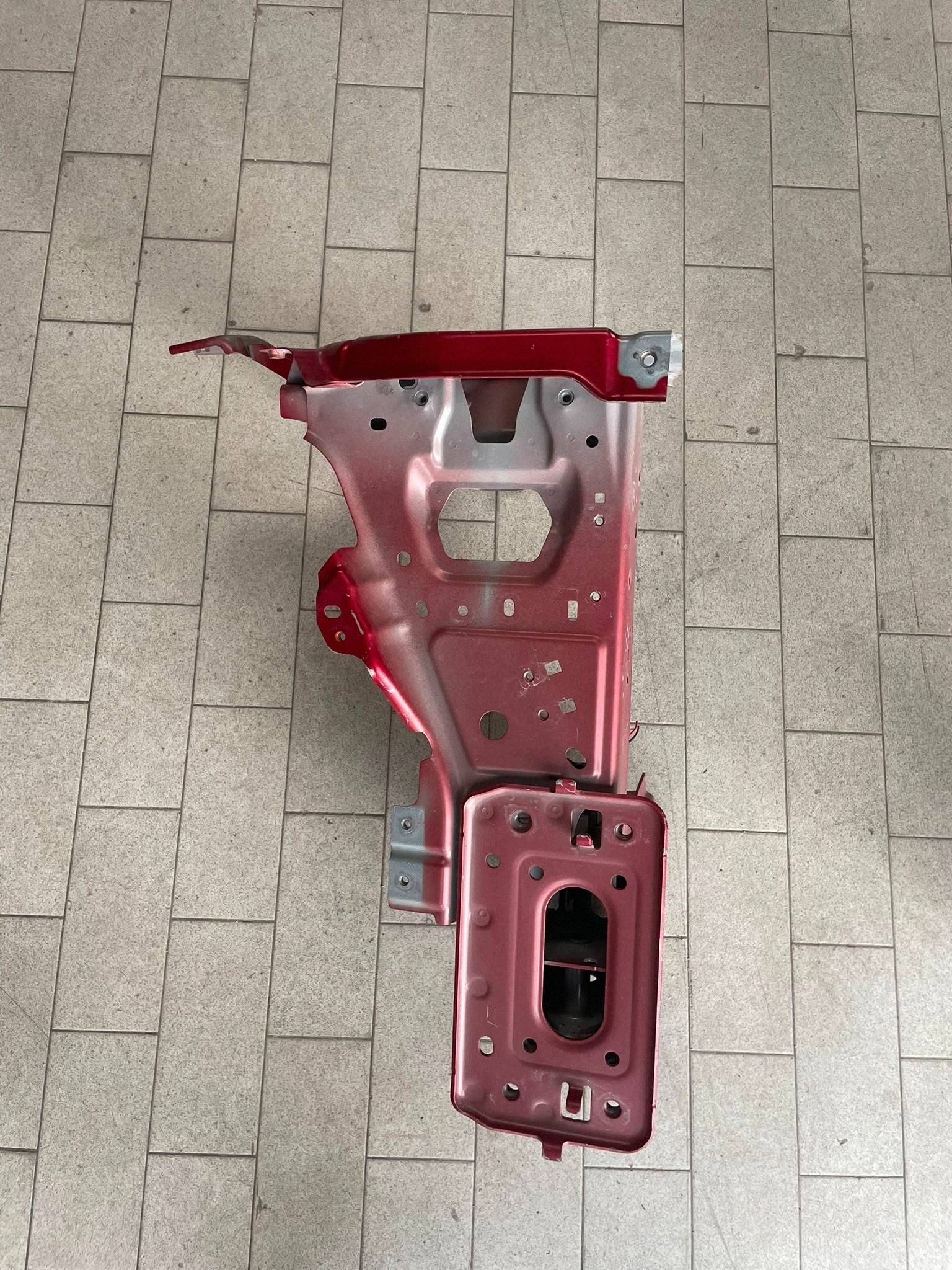 quarter bodywork front front side right Mazda CX-60