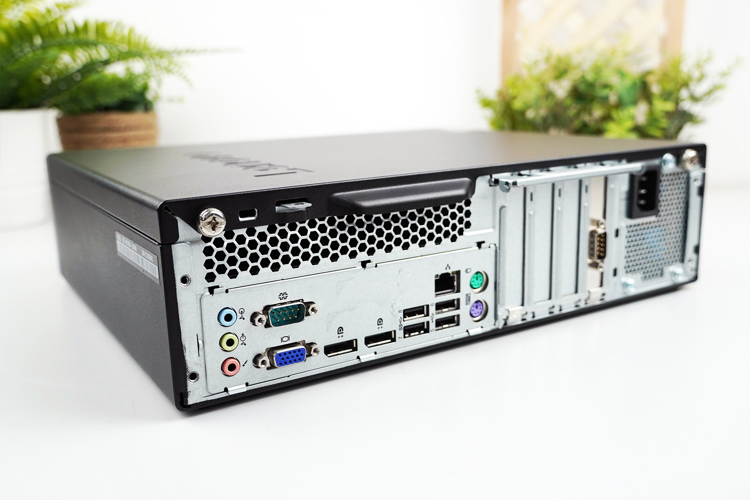 KOMPUTER Lenovo M725s do GIER AMD RYZEN 4x3.7GHz 4/120GB SSD WIN10 OFFICE Typ pamięci RAM DDR4