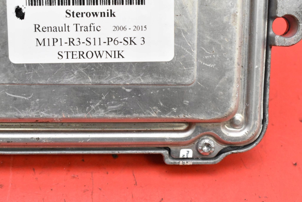 control unit computer of the engine 8200935115 RENAULT TRAFIC 2 II 2.0 DCI 115 KM
