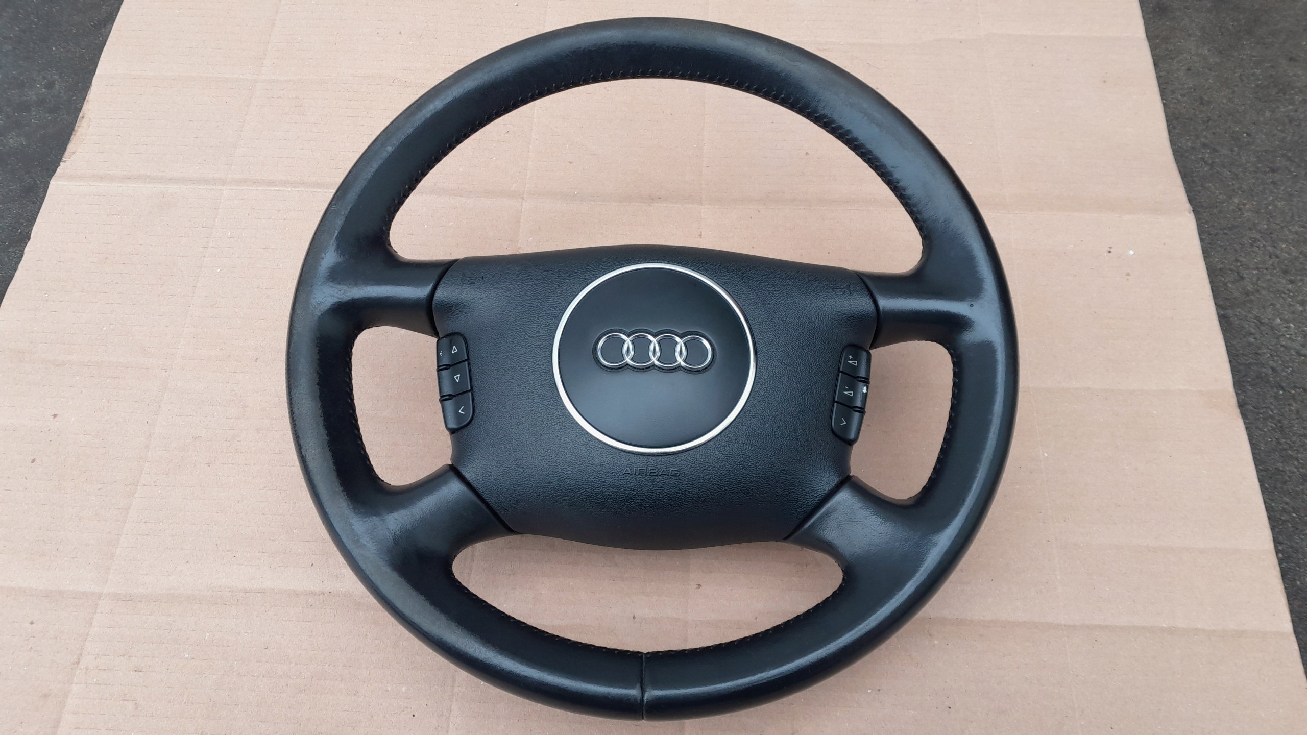 8E0000124B 8Z0419091BG - Многофункциональное рулевое колесо AUDI A6 C5 A4 B6 A3 A2