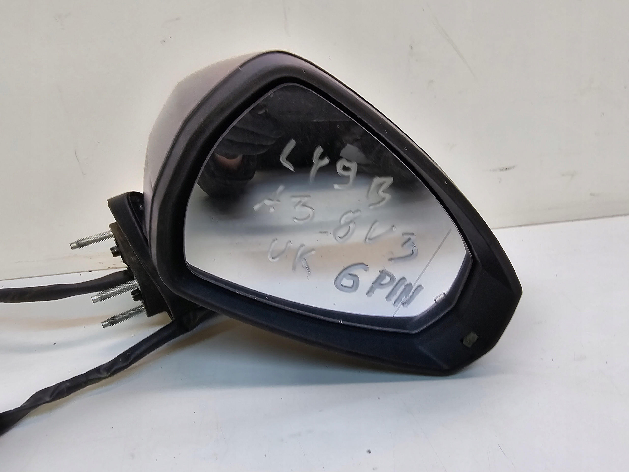 mirror exterior right AUDI A3 8V LY9B 6-PIN UK