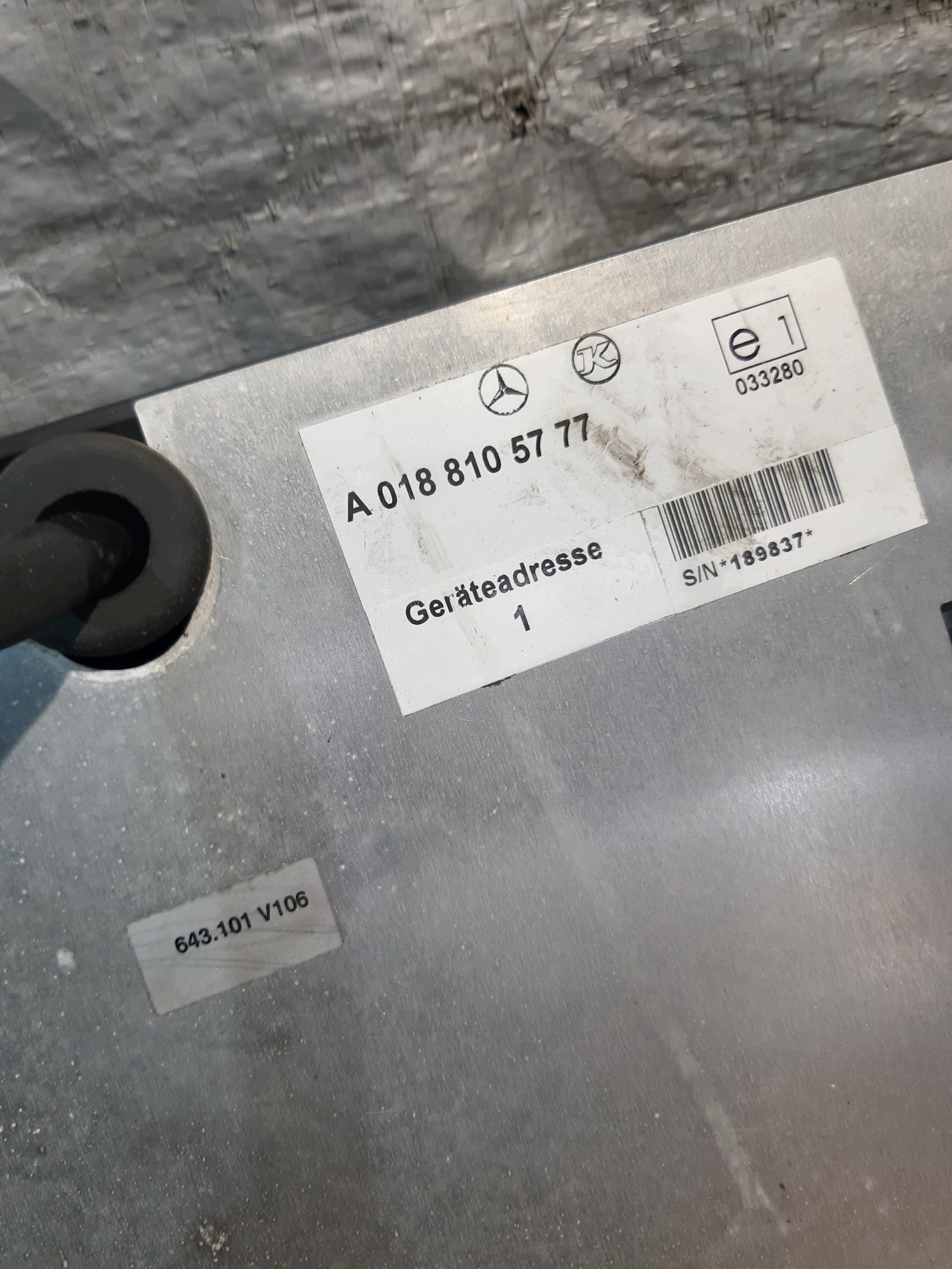 display značka INFORMACYJNA MERCEDES A0188105777