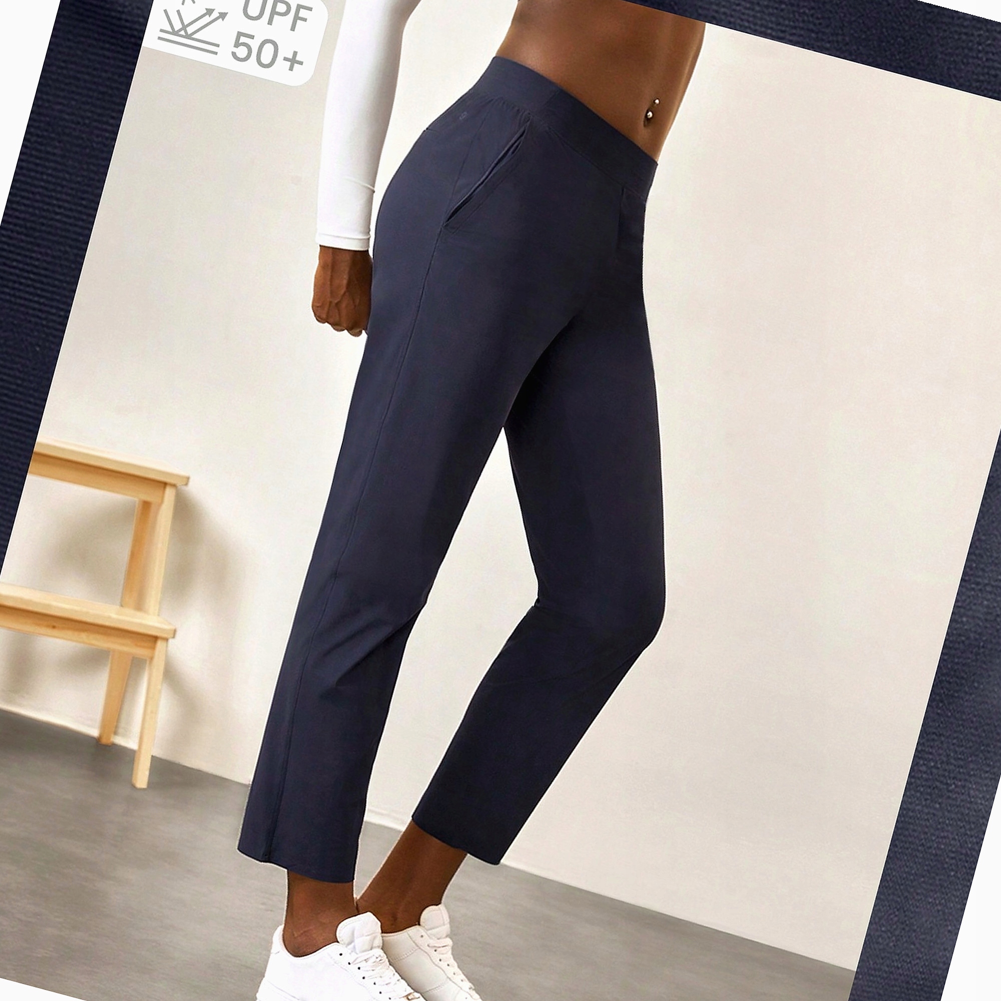 Spodnie Damskie Treningowe Ciemnoniebieskie Z Kieszeniami Do Ćwiczeń M 38