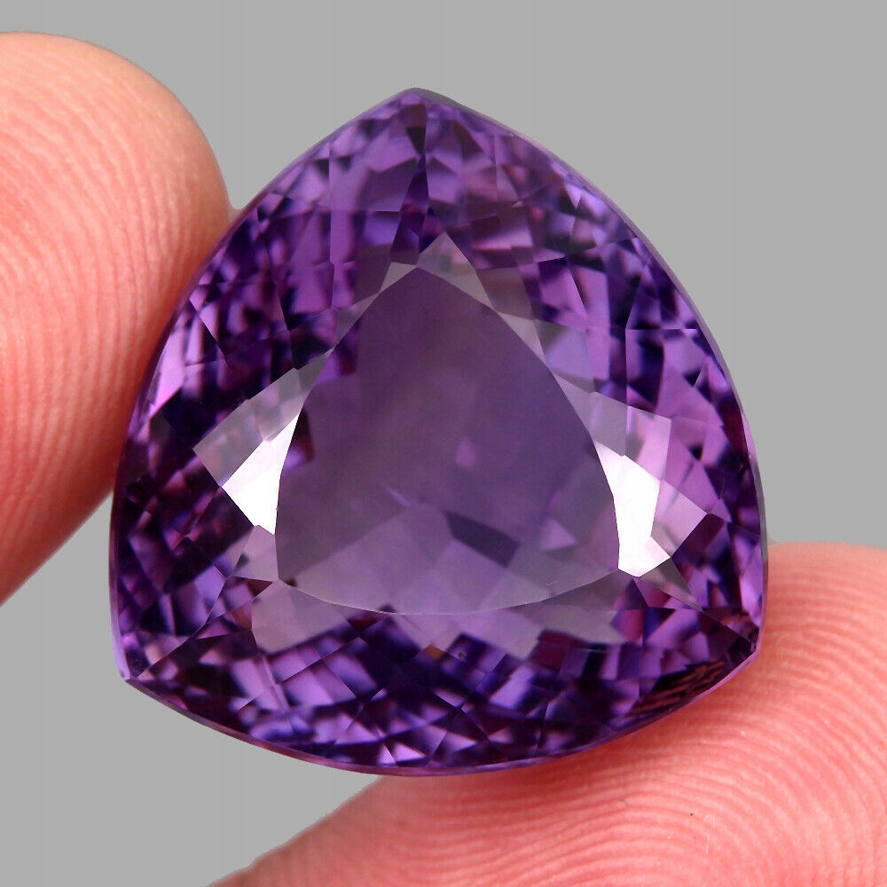 Přírodní kámen ametyst 46.6ct Vvs