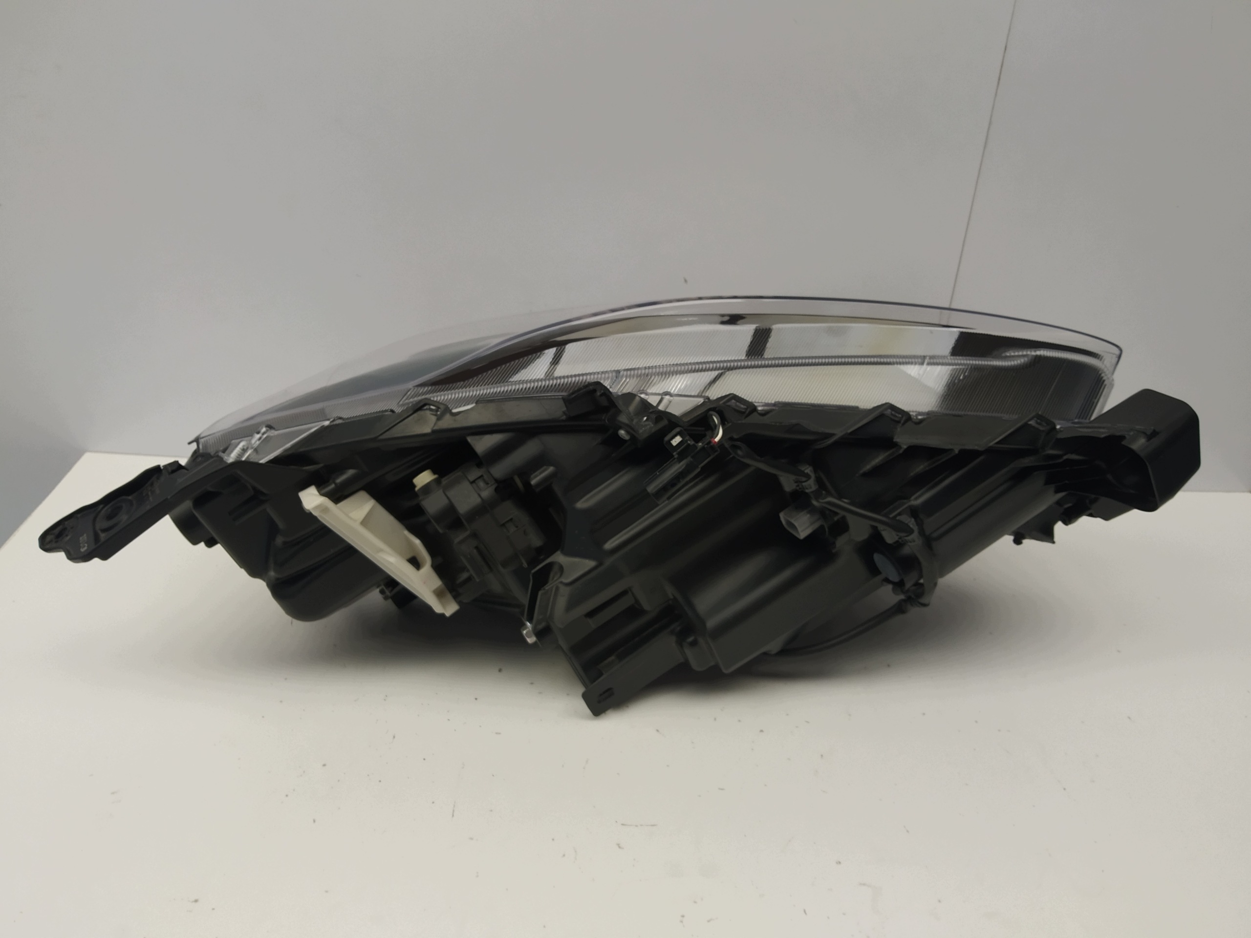 2024r + Suzuki Swift Mk9 IX reflektor light front left Full LED W7091
