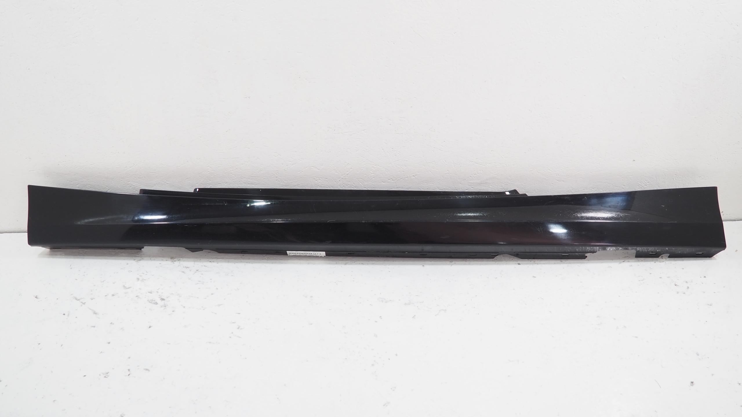BMW 1 E81 E82 E88 moulding threshold left 7183233