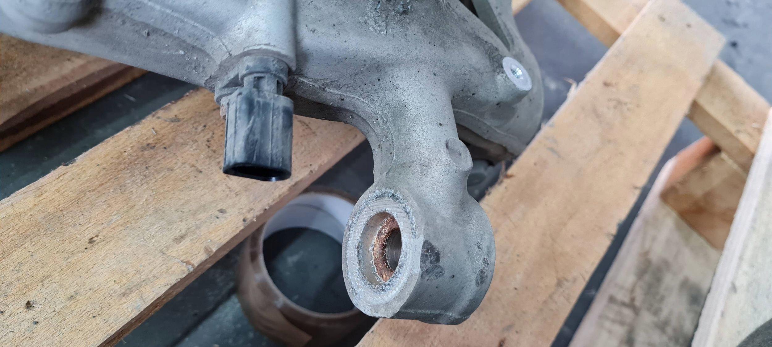A4 B9 8W LIFT swing left left front 8W0407253F 8W0407559 A5 8W