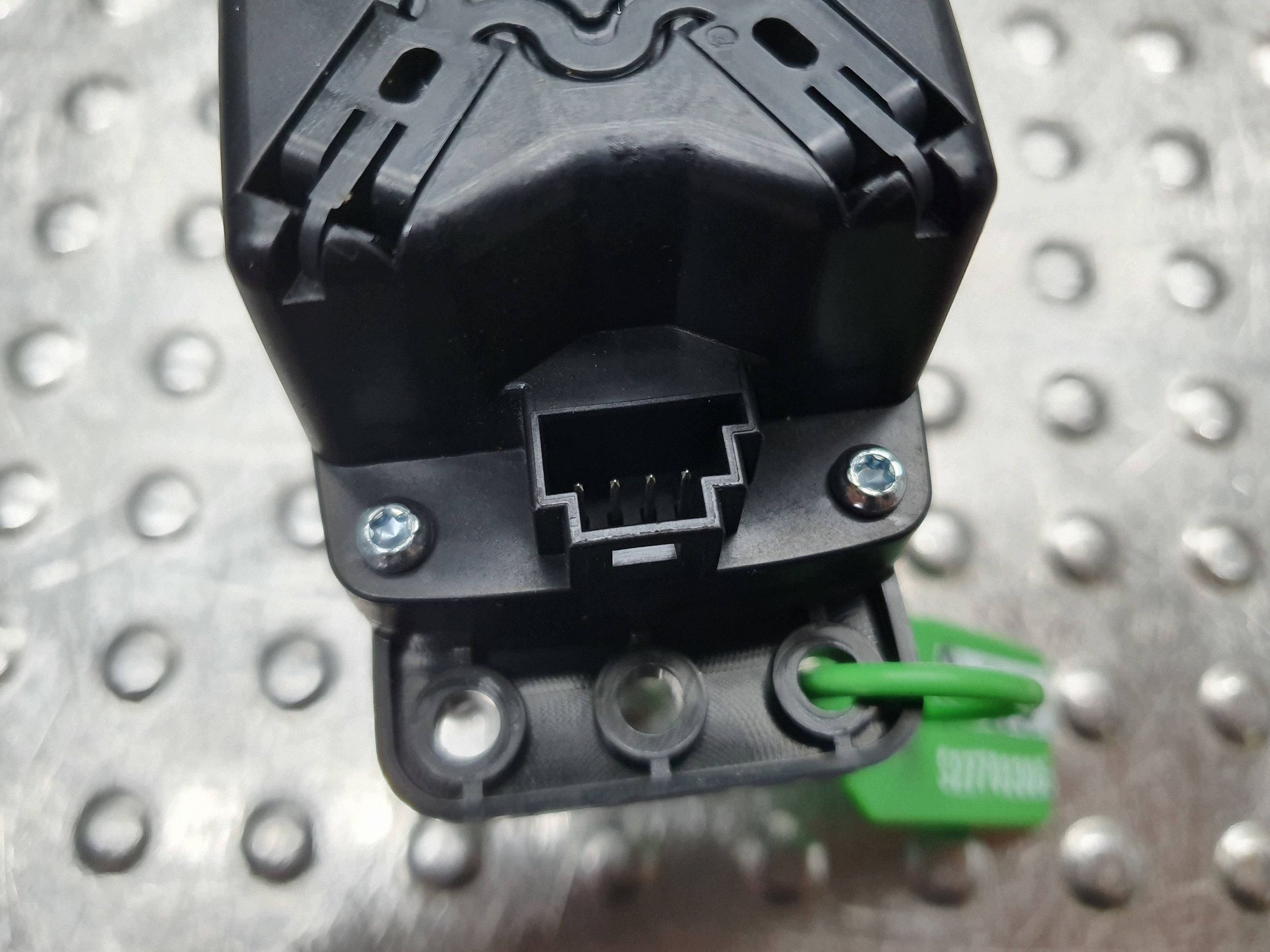PANEL switch RADIA navigation devices A2469009702 MERCEDES W246