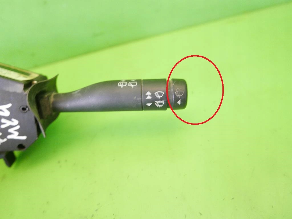 steering wheel levers and controls FORD 96FG13335CB FORD