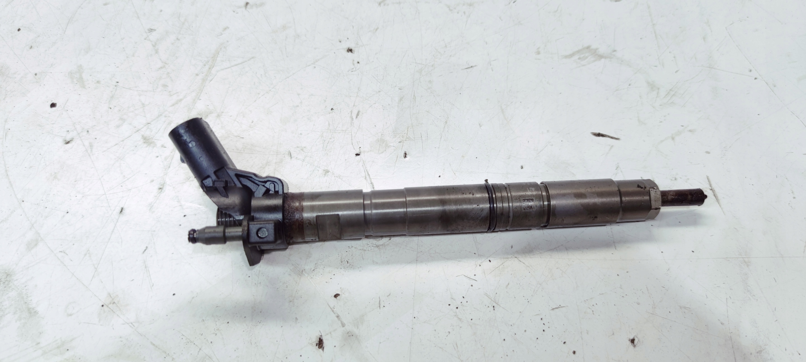 nozzle injector AUDI A4 B8 A5 8T Q5 8R 2.7 3.0 TDI 059130277AP