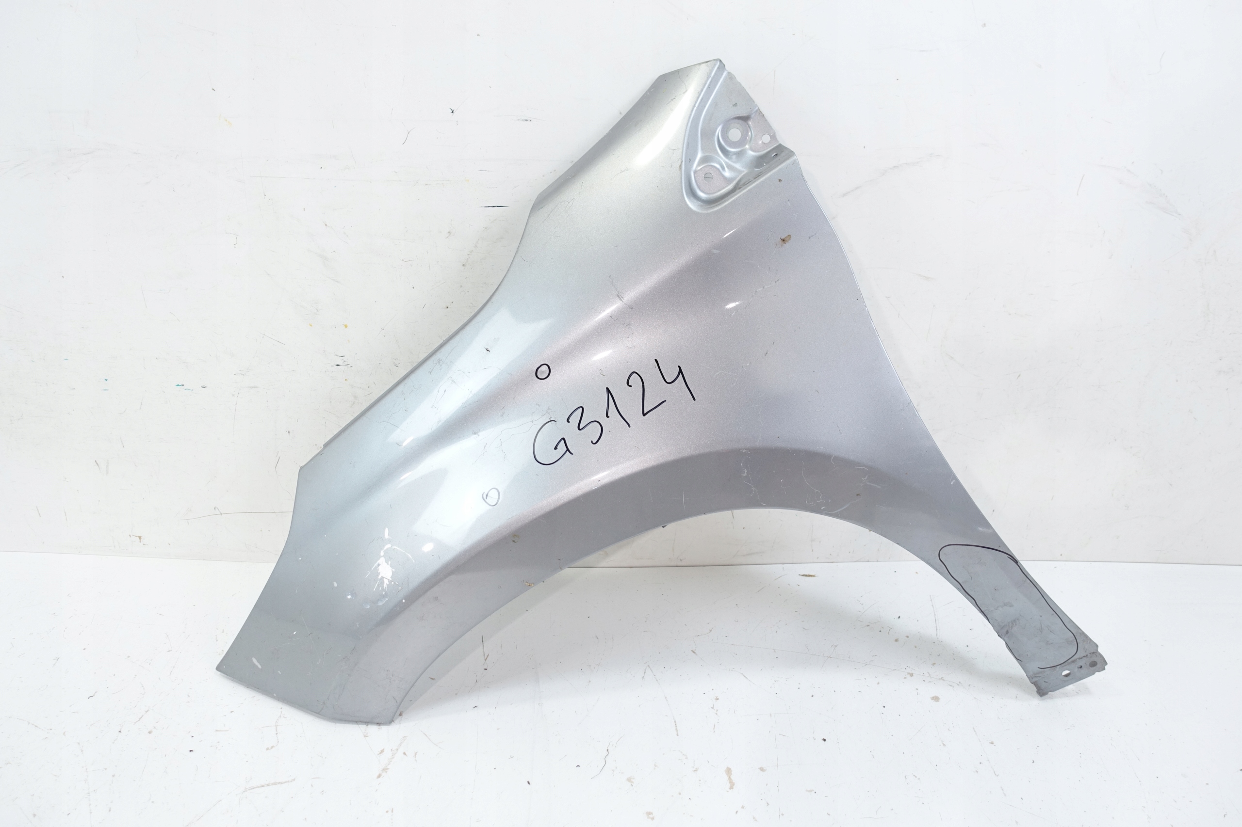PEUGEOT 2008 and 2013- fender front left front