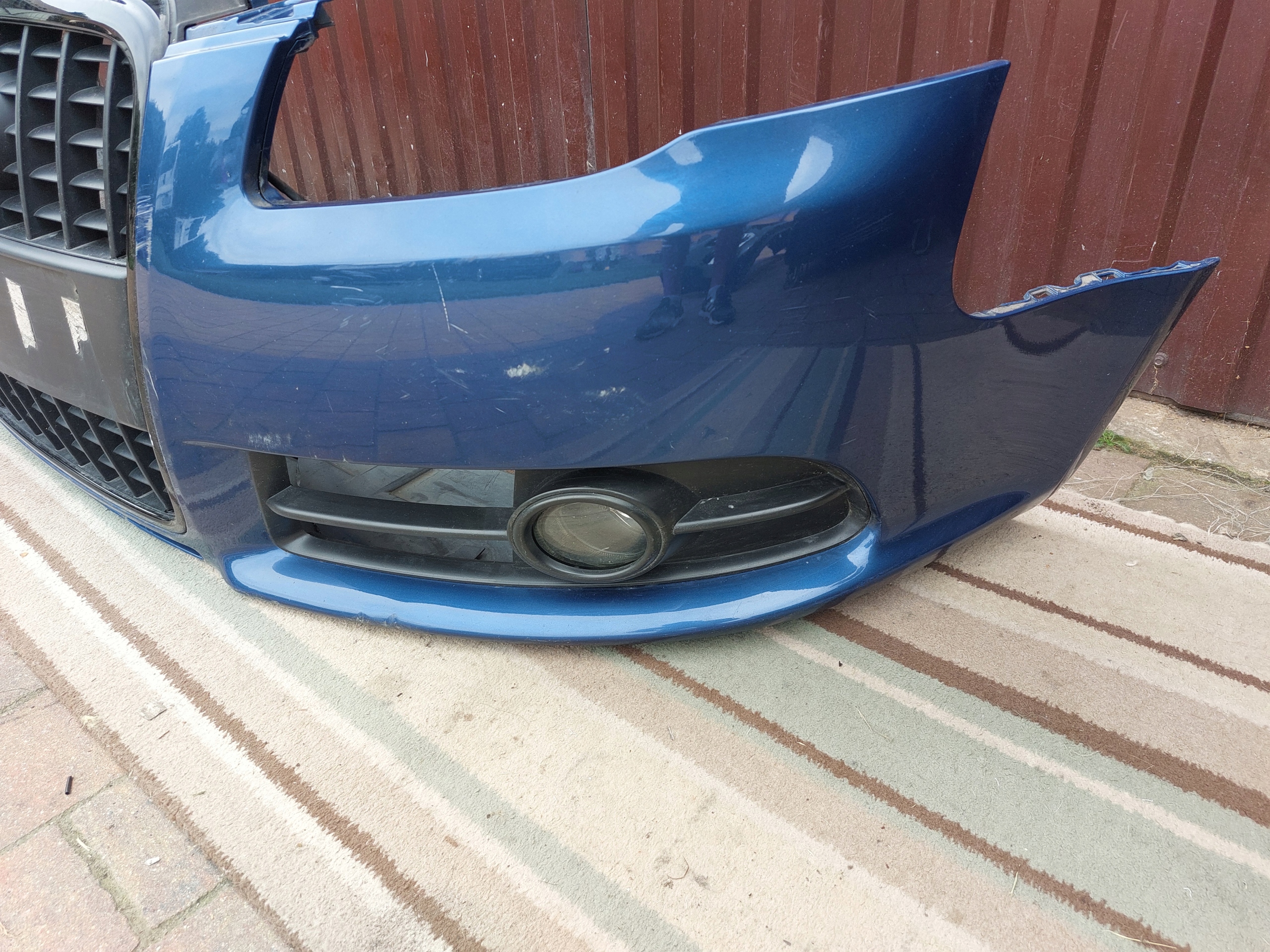 AUDI A4 B7 S-LINE bumper front front blue