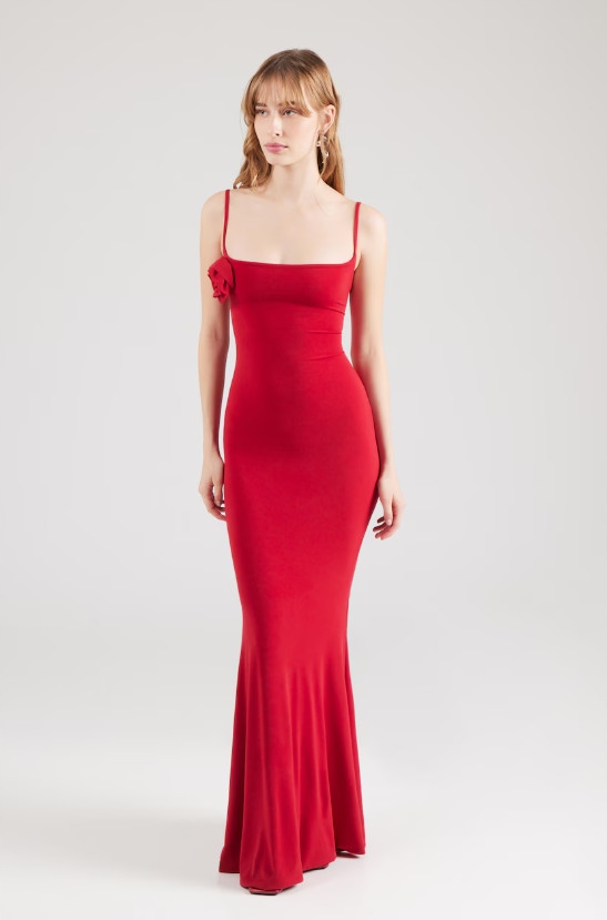 Červené Šaty S Růží Maxi Wal G S