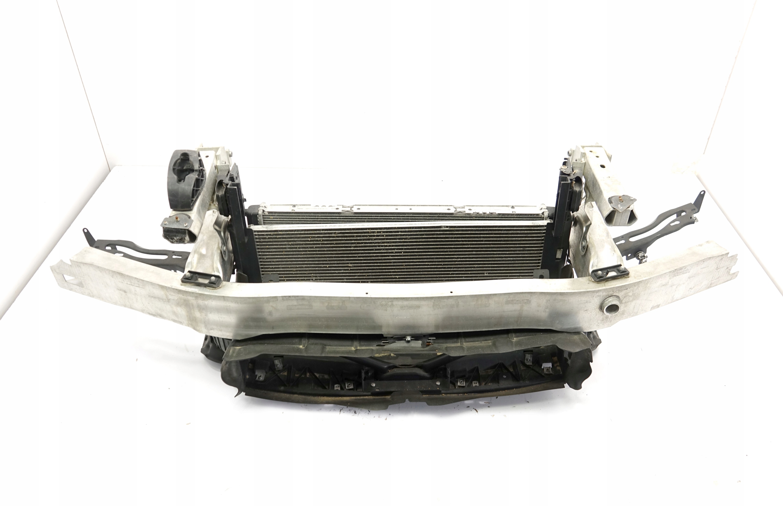 pillar iron support panel for radiators BMW F32 F36 3.0 D