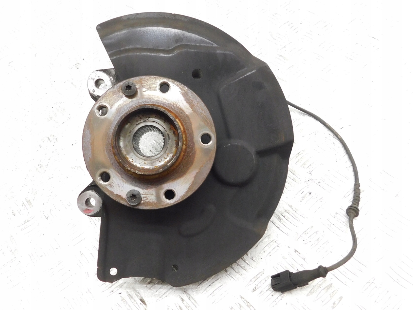 поворотный кулак, цапфа левый перед - renault TALISMAN 1.6 15-20