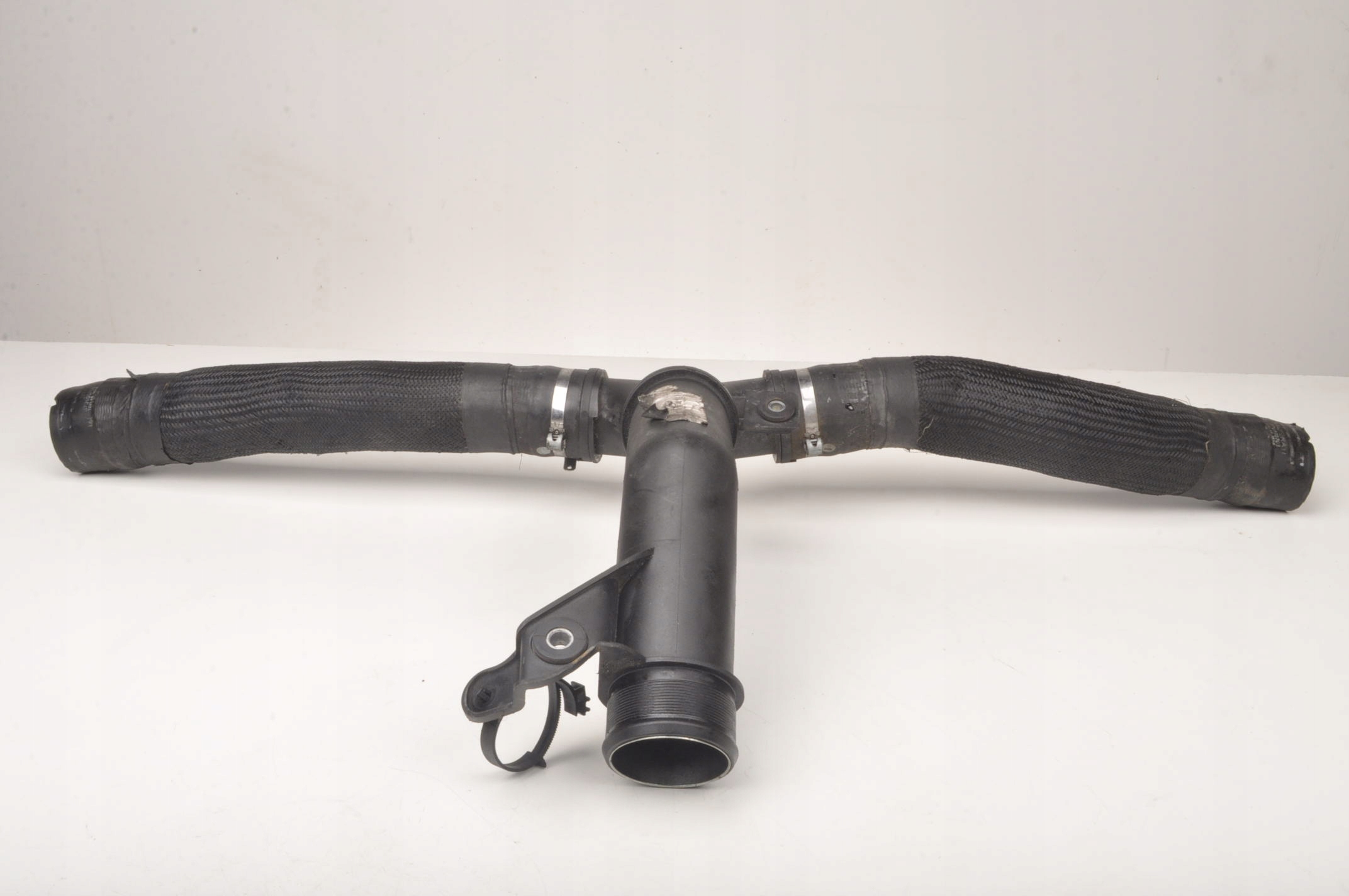 670105708 - MASERATI GHIBLI III 3.0 D ТРУБА ИНТЕРКУЛЕРА