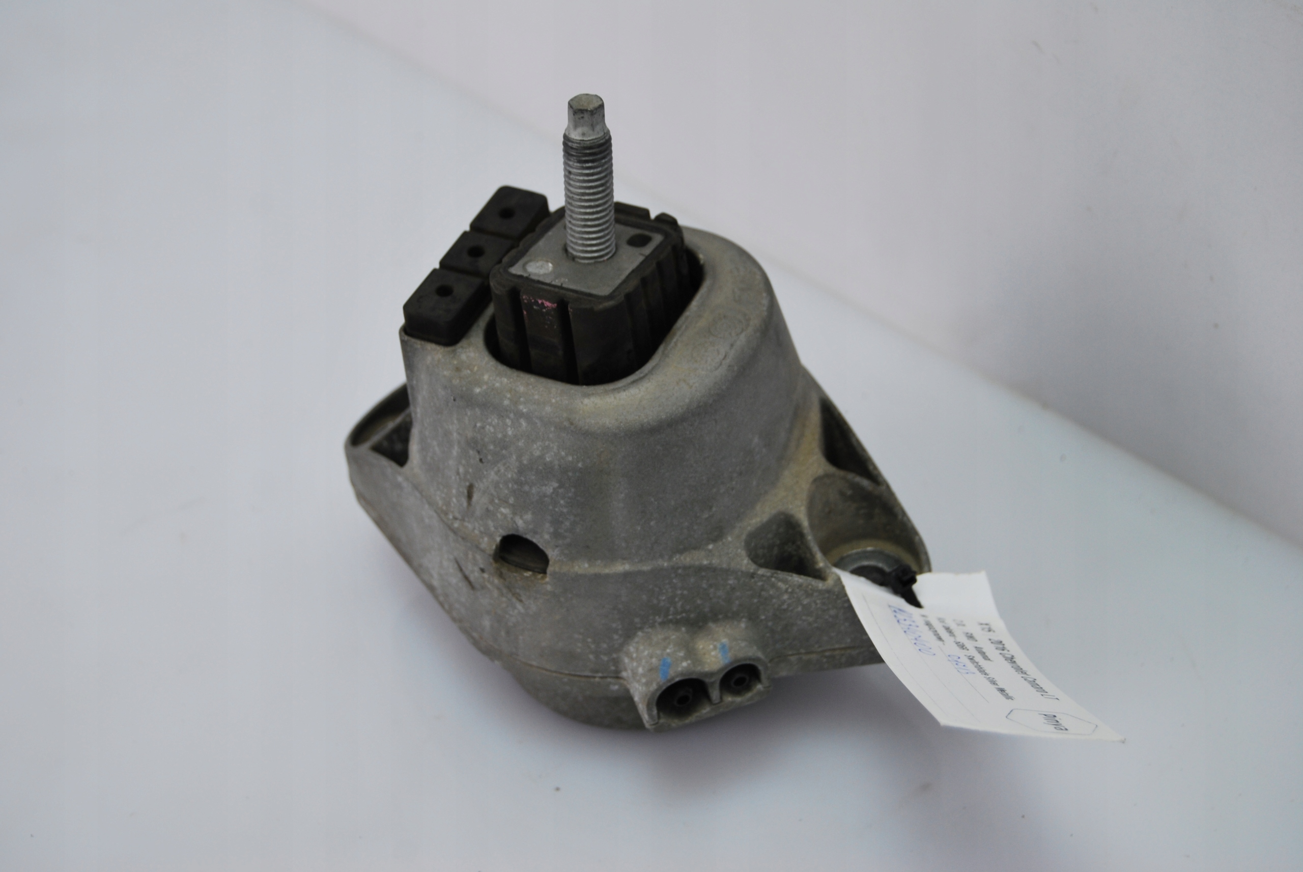left engine mount Chevrolet Camaro 2.0L 2016+