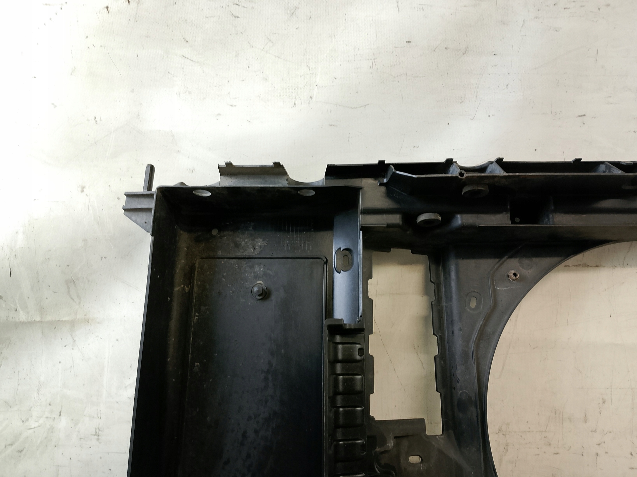 support panel for radiators pillar CITROEN C4 and PICASSO 1.6 B 9658574780