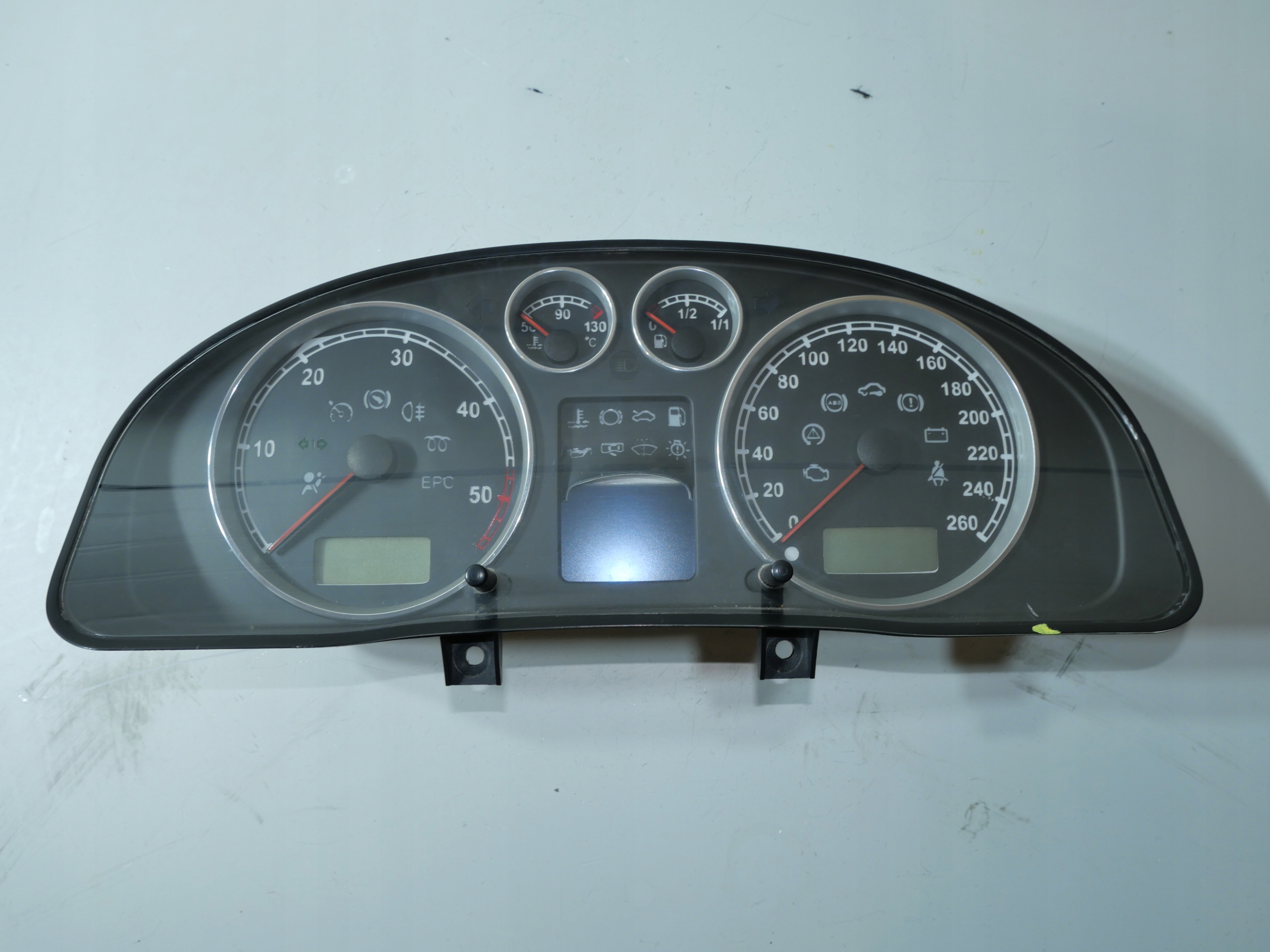 dials clock VW PASSAT B5 3B0920927A