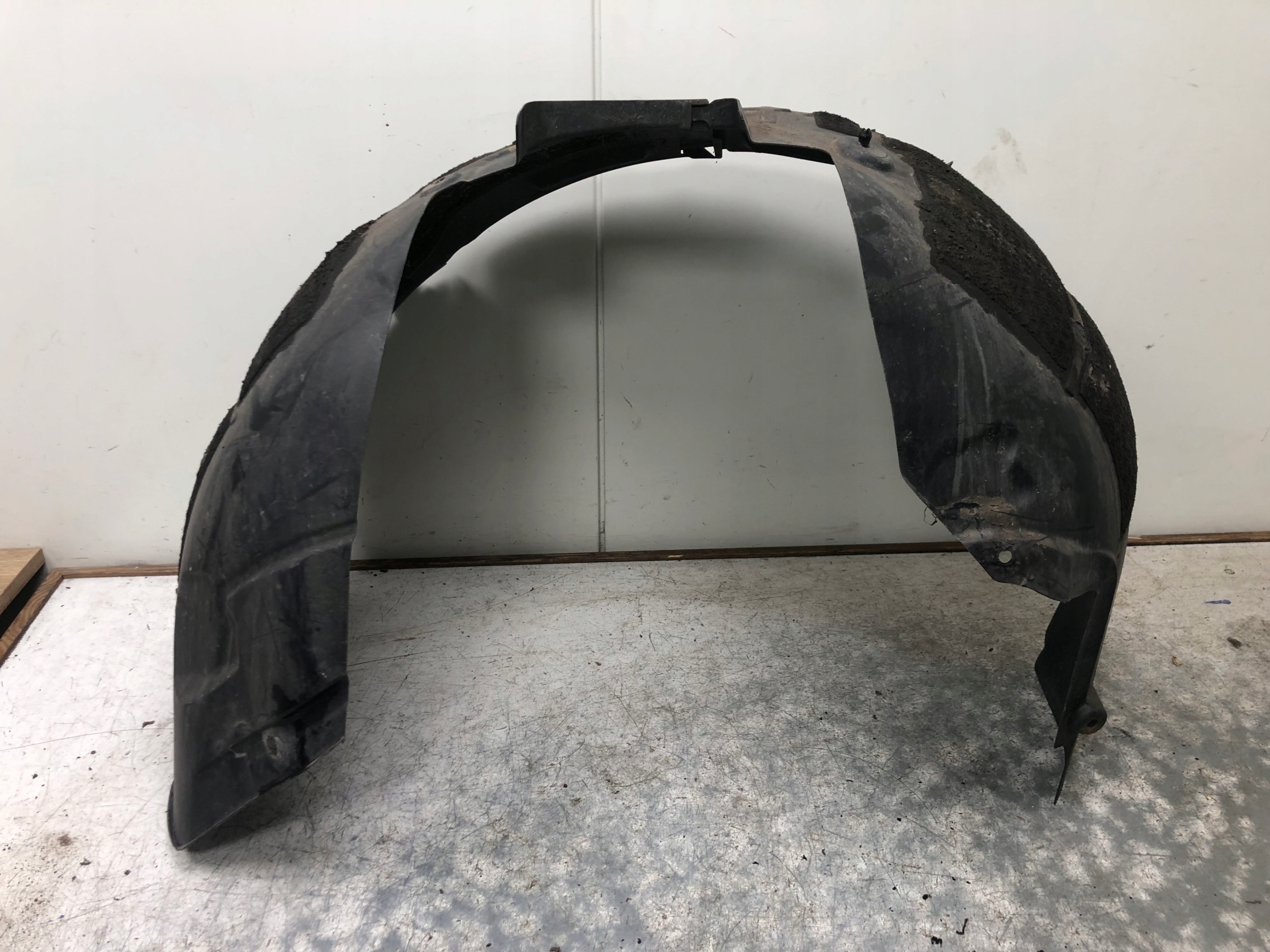 mudguard left front OPEL MERIVA B 13267678