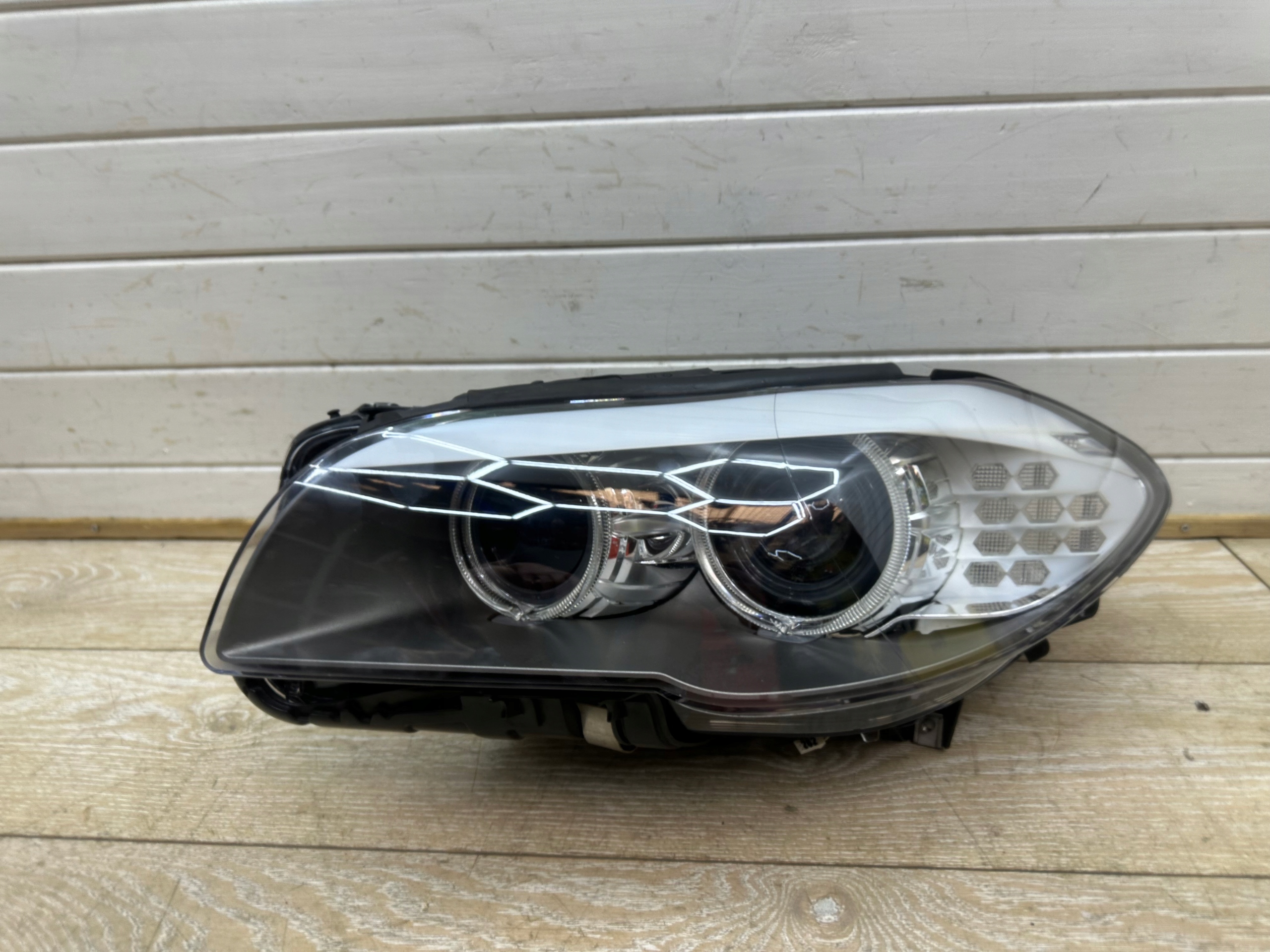 BMW 5 F10 F11 XENON 7203245 positioning left light front