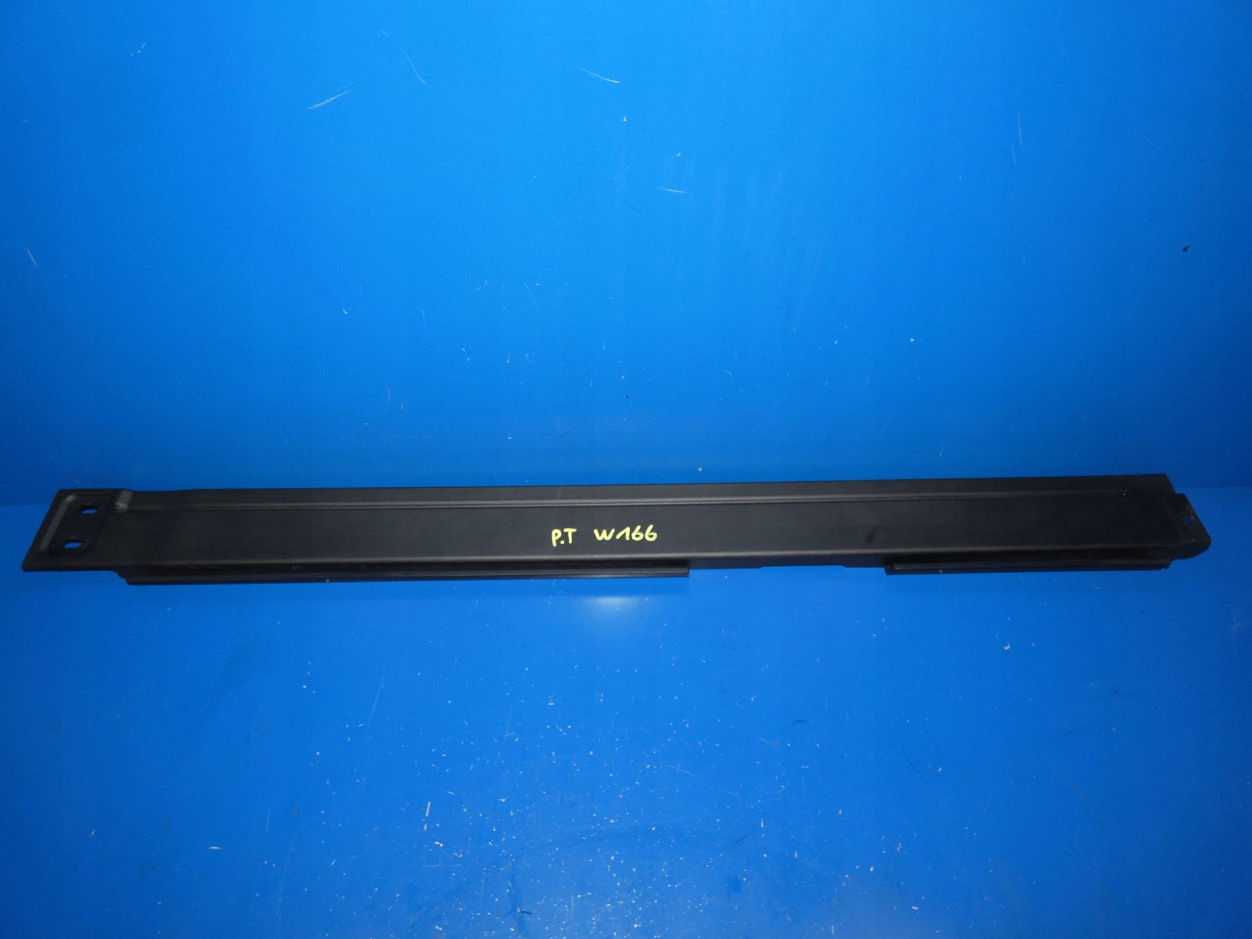MERCEDES ML W166 grid moulding boot right rear part