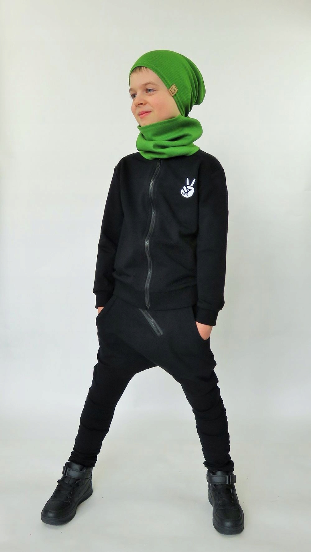 Spodnie baggy czarne Caramba Mamma 122 Płeć chłopcy dziewczynki