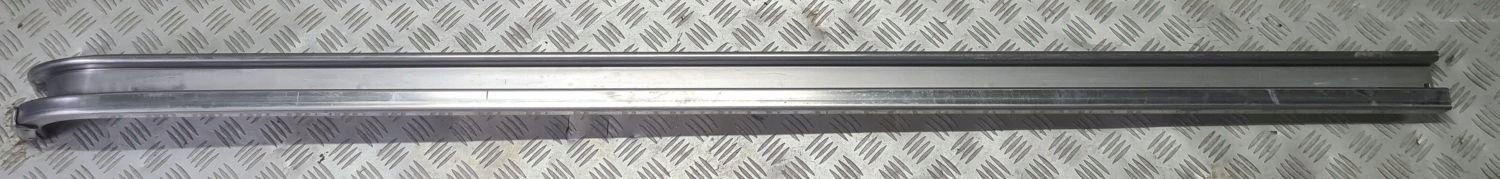 VW Crafter Man направляющая раздвижной двери 7c0843872