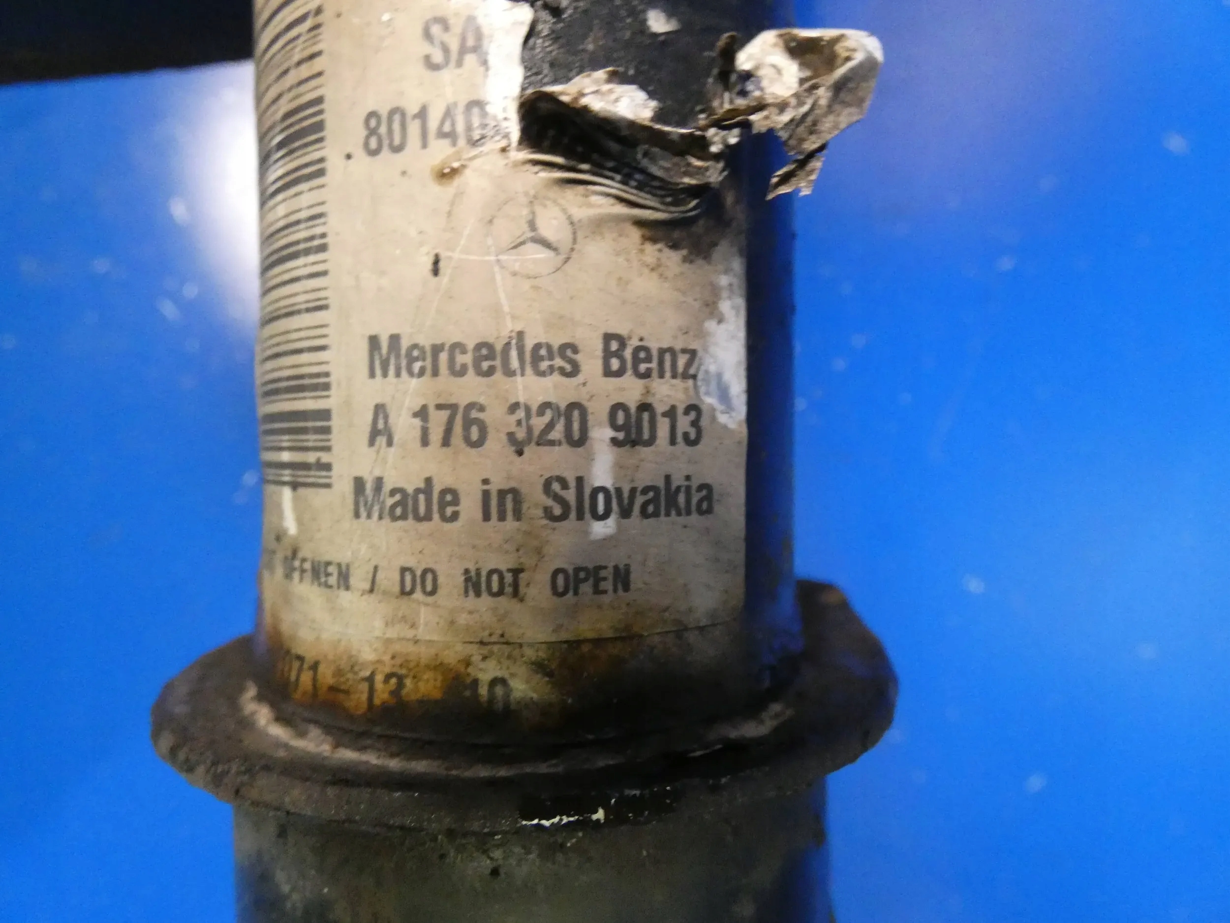 MERCEDES A W176 CLA W117 shock absorber right front front