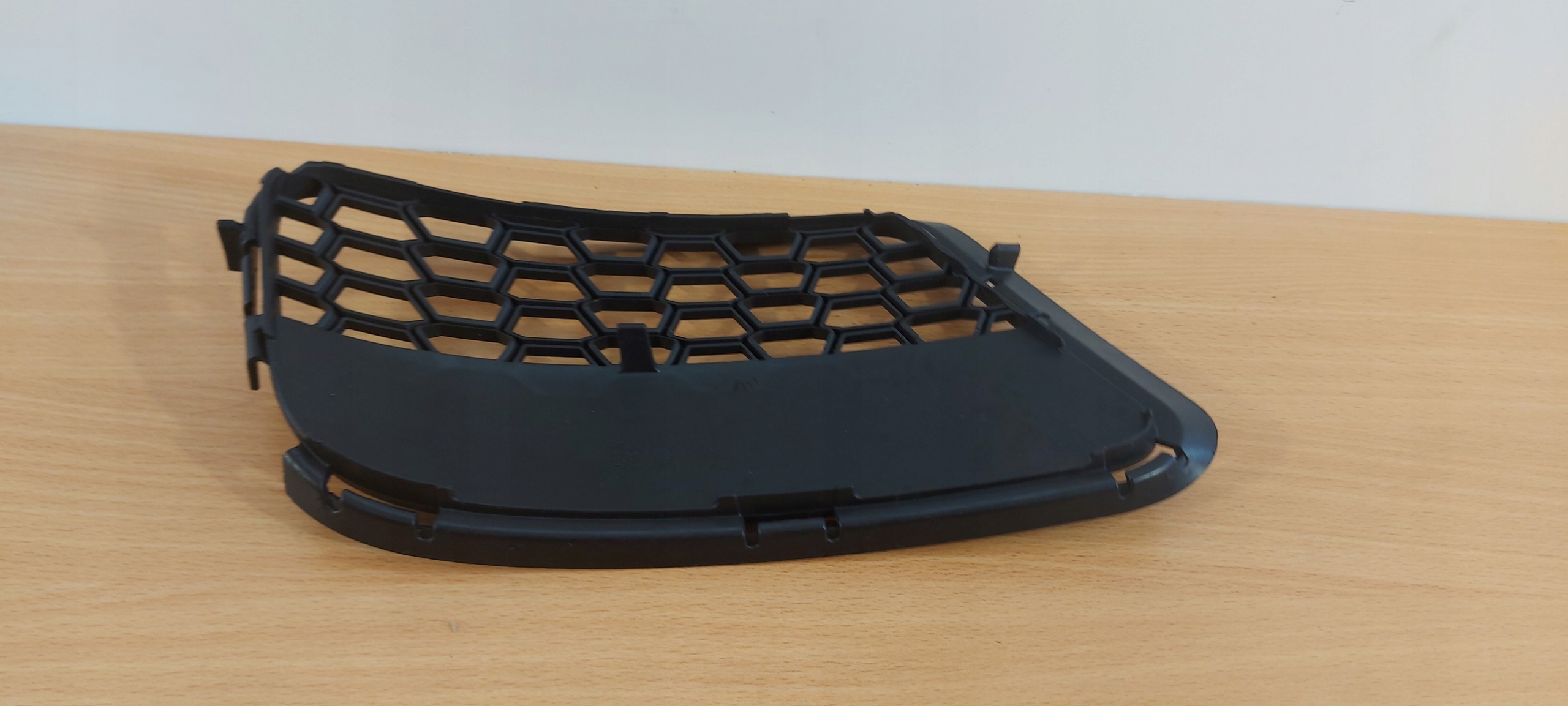 BMW X1 m-packet E84 right grid of a bumper ATRAPKA