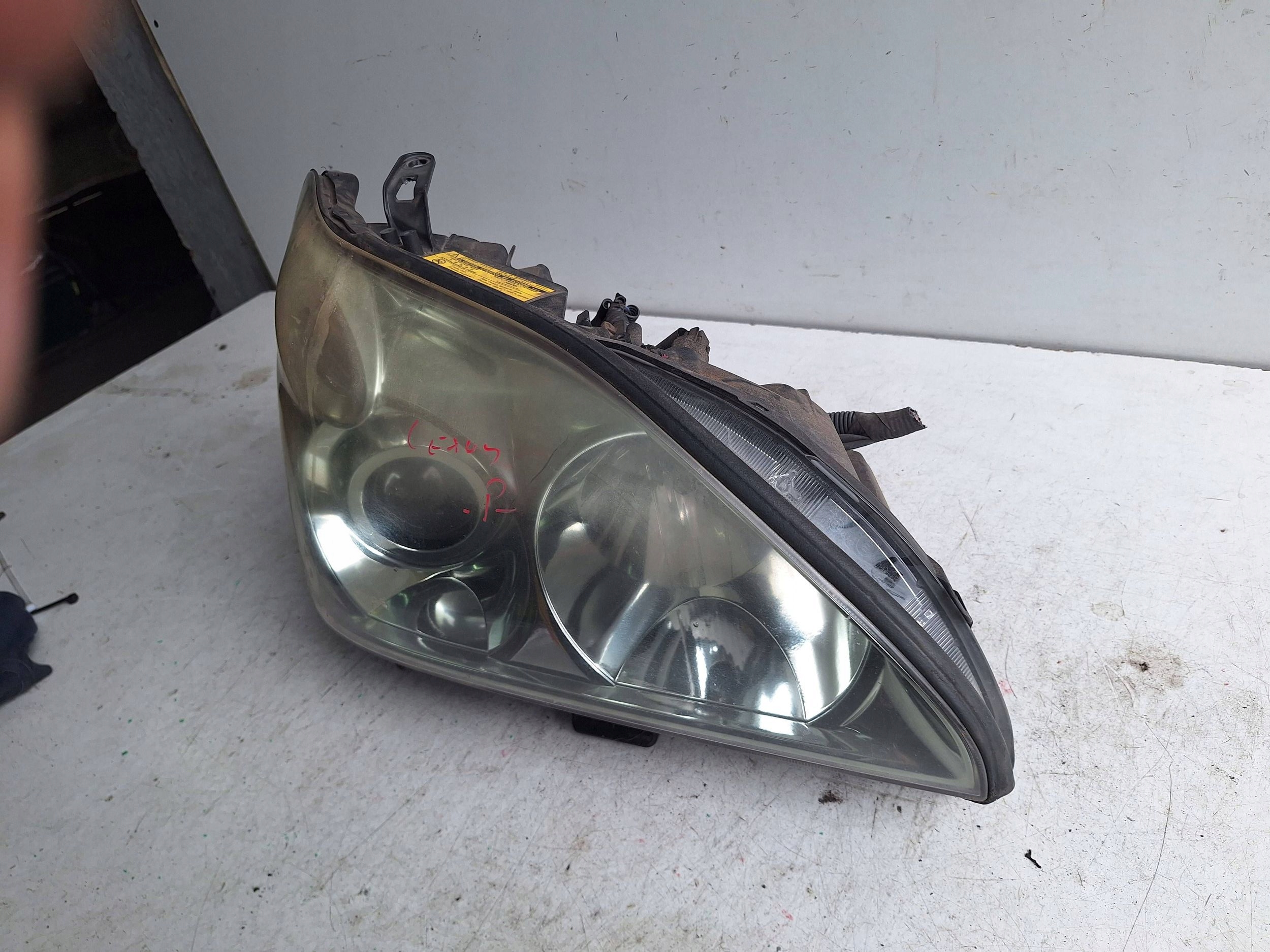 LEXUS RX300 04-09 light right XENON UK-ANGLIK