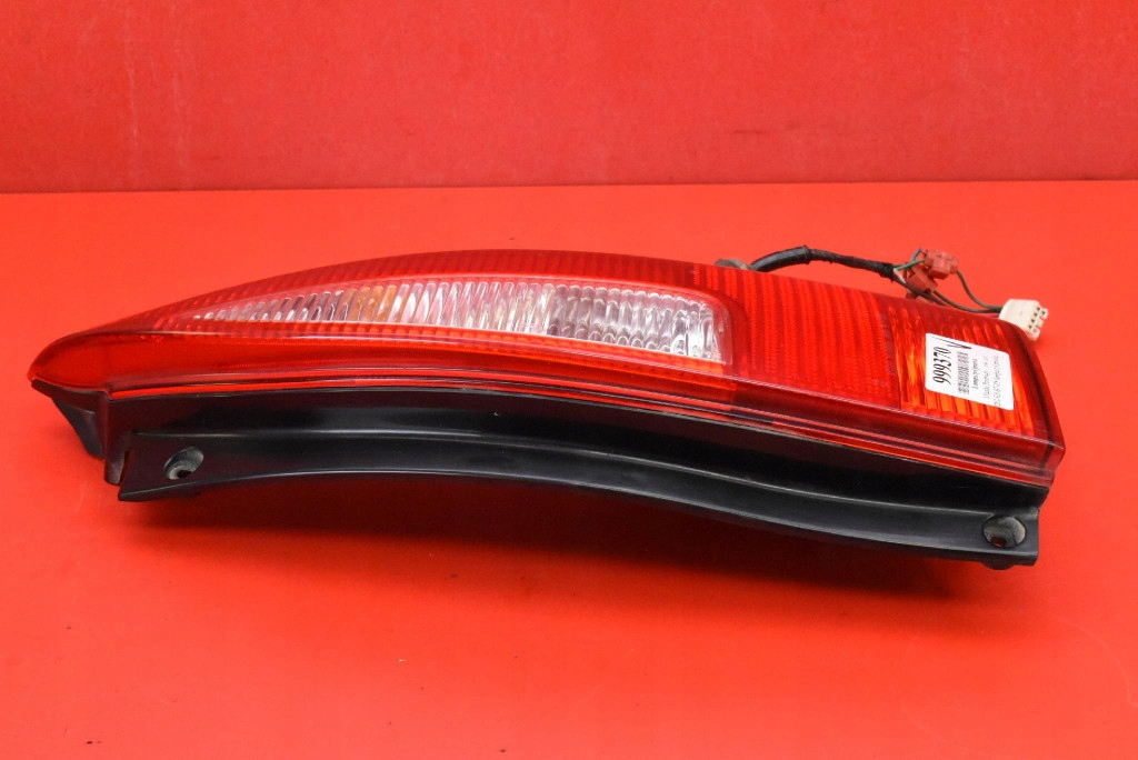 light right rear part rear 220-61908 MAZDA PREMACY 1 and CP 99-01
