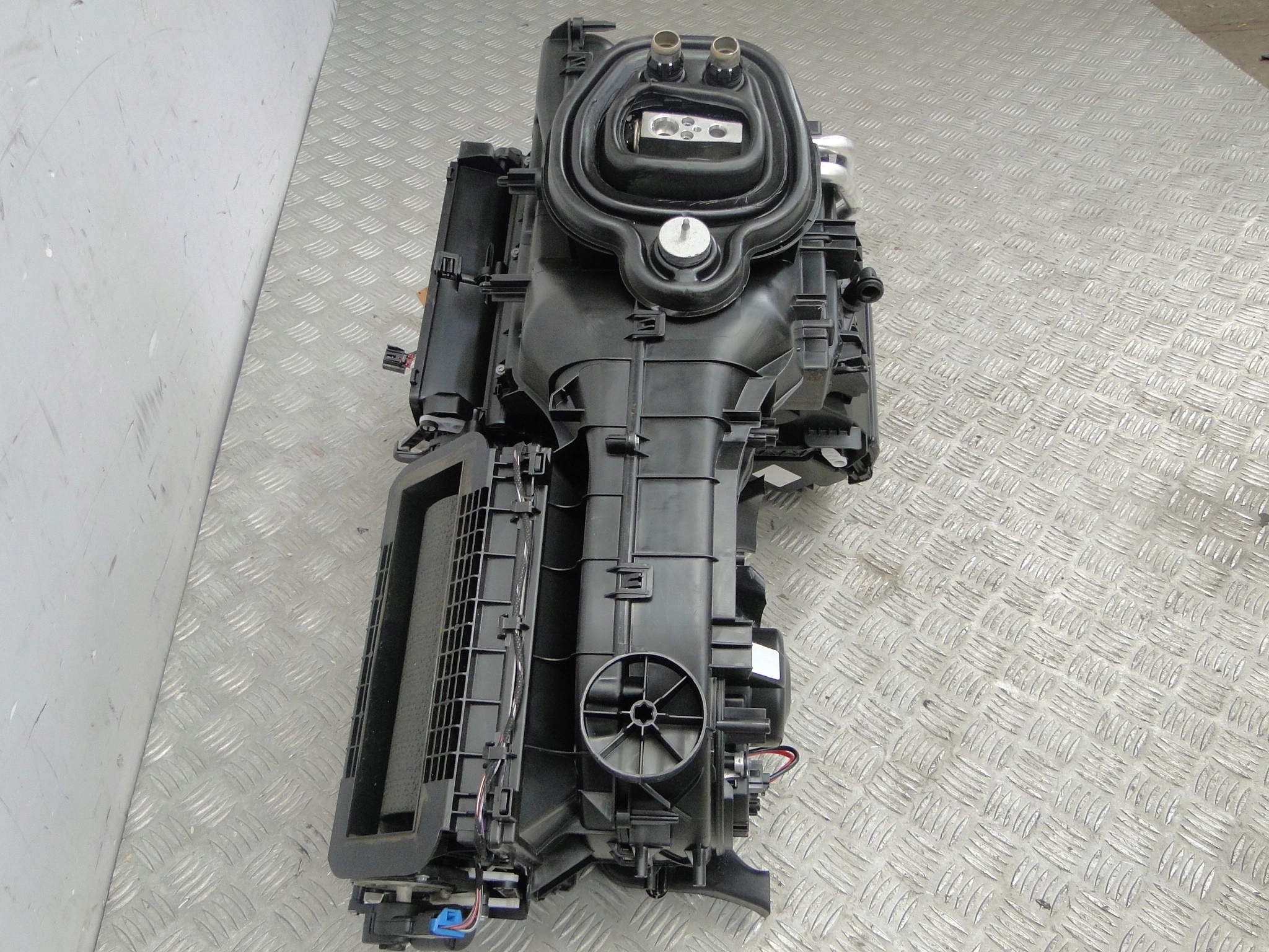 радиатор отопителя vw PASSAT B8 3G 3G0 3Q1816005L Denso