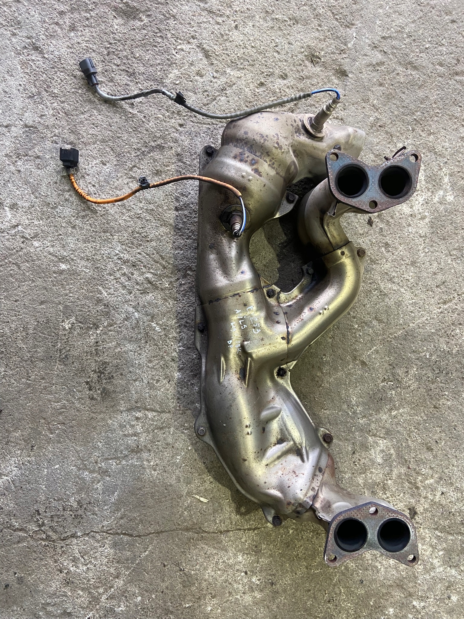 Kolektor wydechowy Subaru Legacy IV BP OUTBACK III FCAQ4 EJ253 AVLS