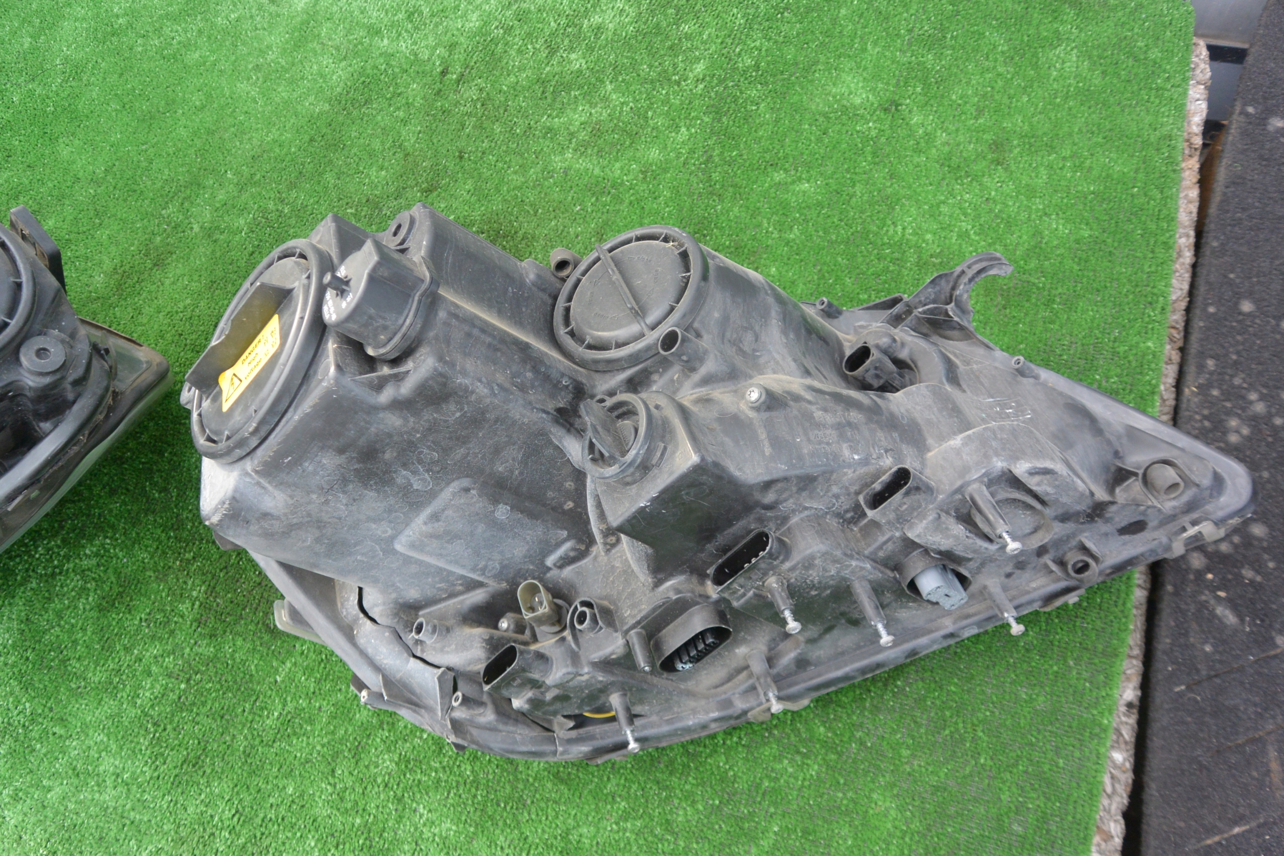 MERCEDES GL 164 light left right front XENON KPL