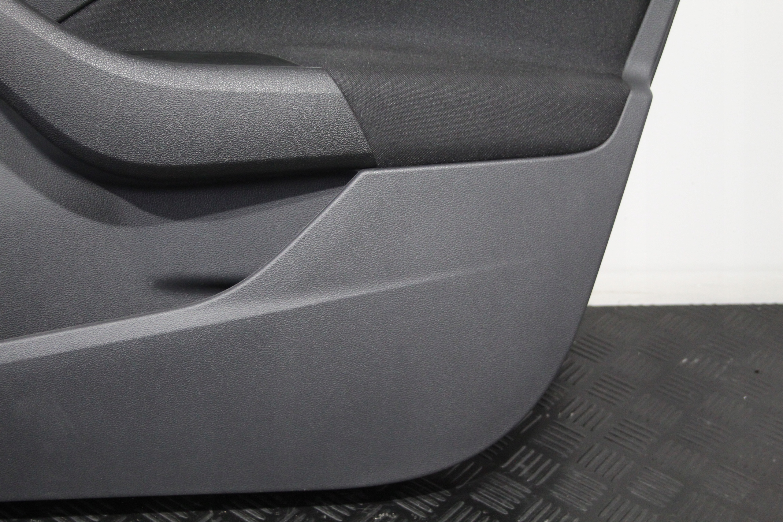 side upholstery door right front SKODA SCALA 657
