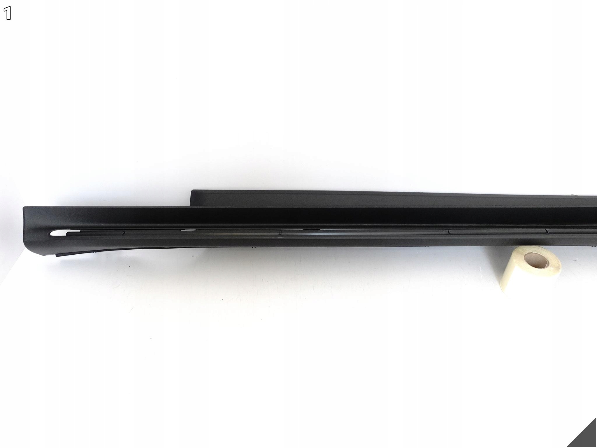 MERCEDES GLC II 2 GENERACJA X254 AMG 22- moulding threshold threshold cap left