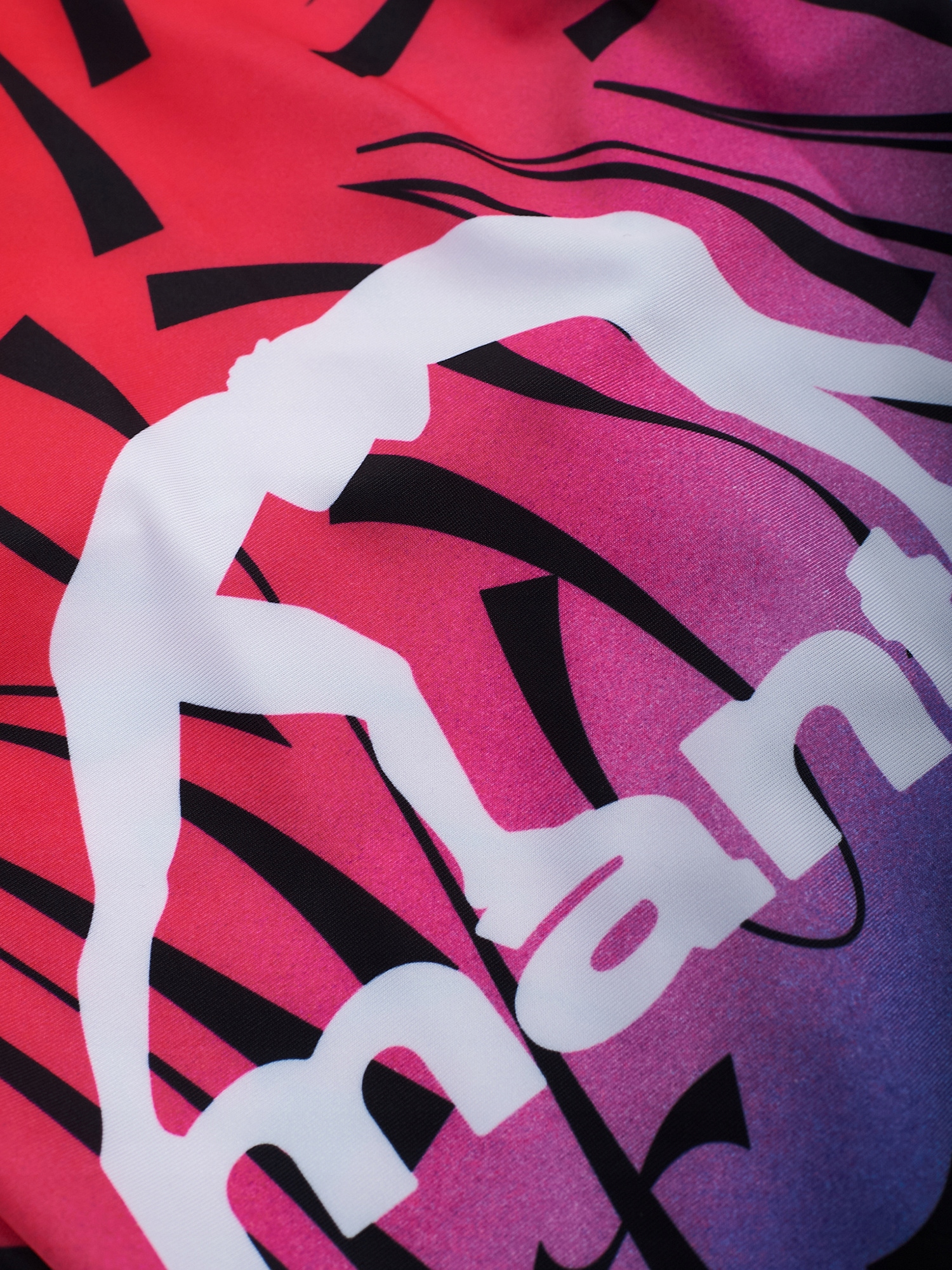 MANTO Spodenki MMA szorty LAJKROWE treningowe MULTI GRADIENT rozm. L Rodzaj spodenki