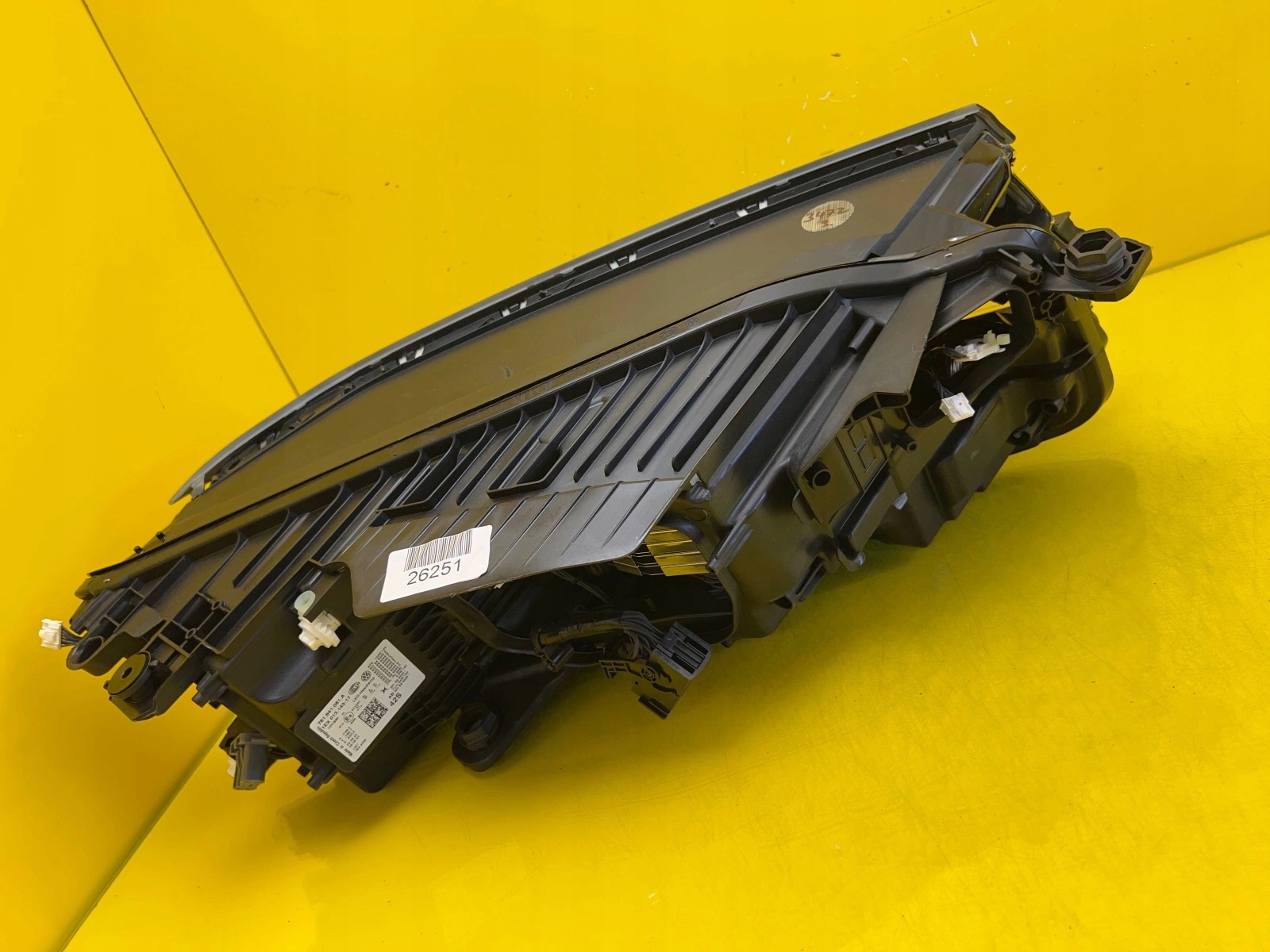 light left VW Touareg III 3 19- Full Led 761941081A
