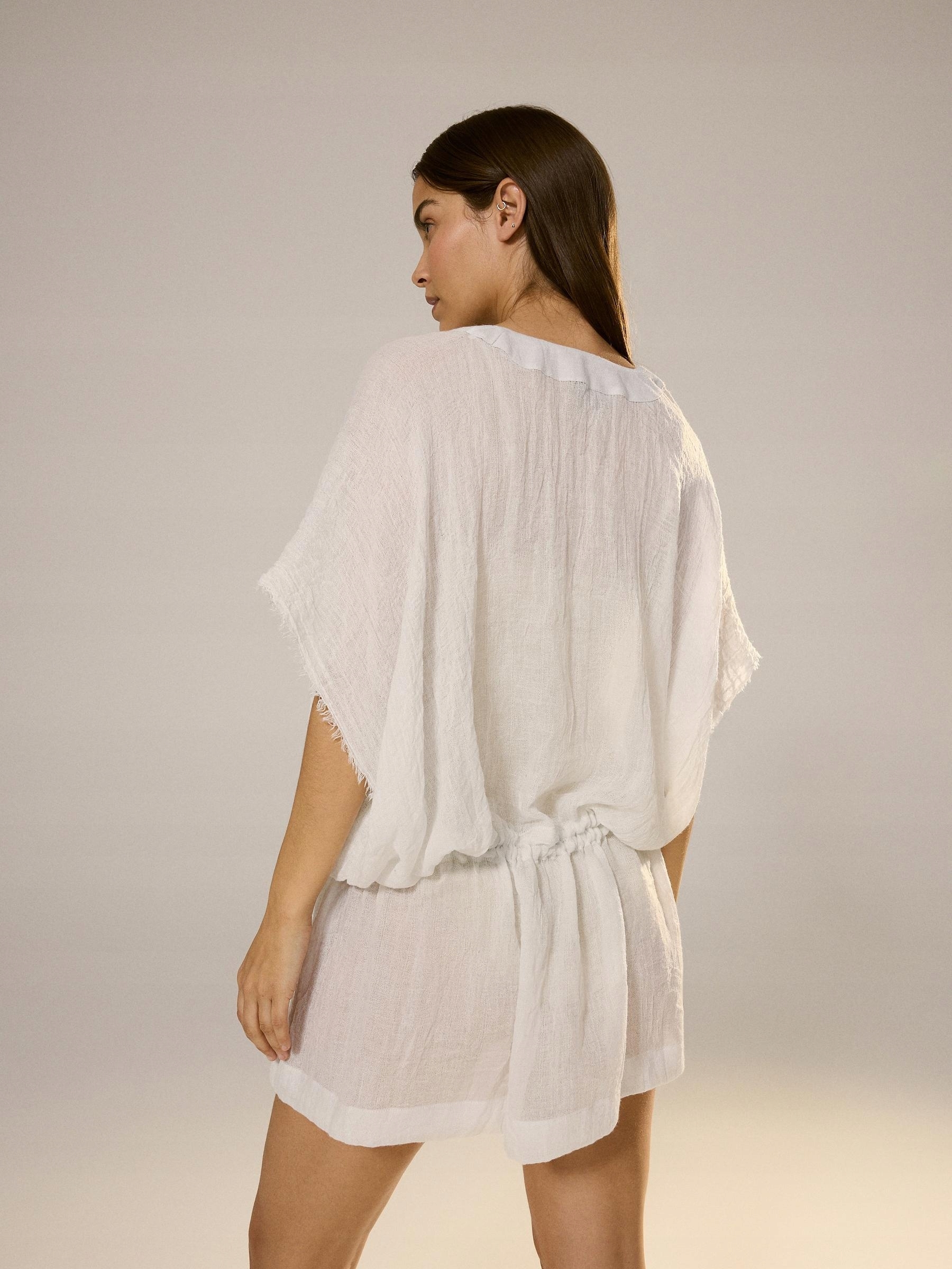 PLAŻOWA NARZUTKA TUNIKA ŚCIĄGACZ DEKOLT V mmj XC57212 Marka Reserved