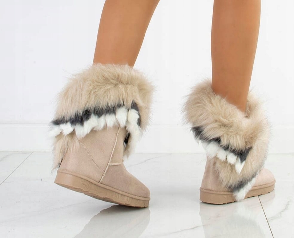 Beżowe śniegowce z futerkiem emu rozmiar 36 Kod producenta 8899