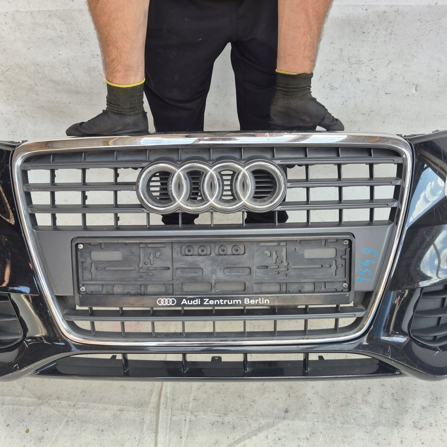 AUDI A4 B8 8K0 07-11 bumper front front PDC SPR 8K0807437A