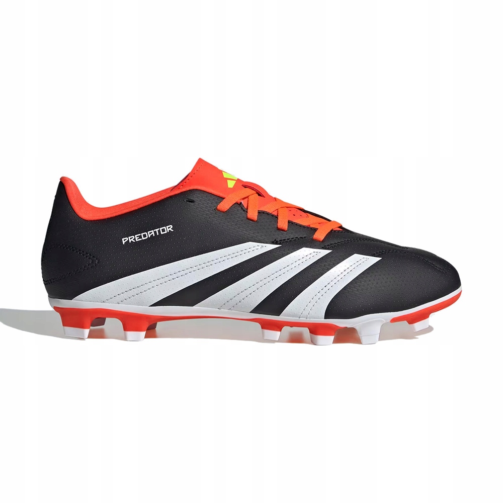 Korky Adidas Predator Club FxG fotbalové lanka fotbal velikost 44