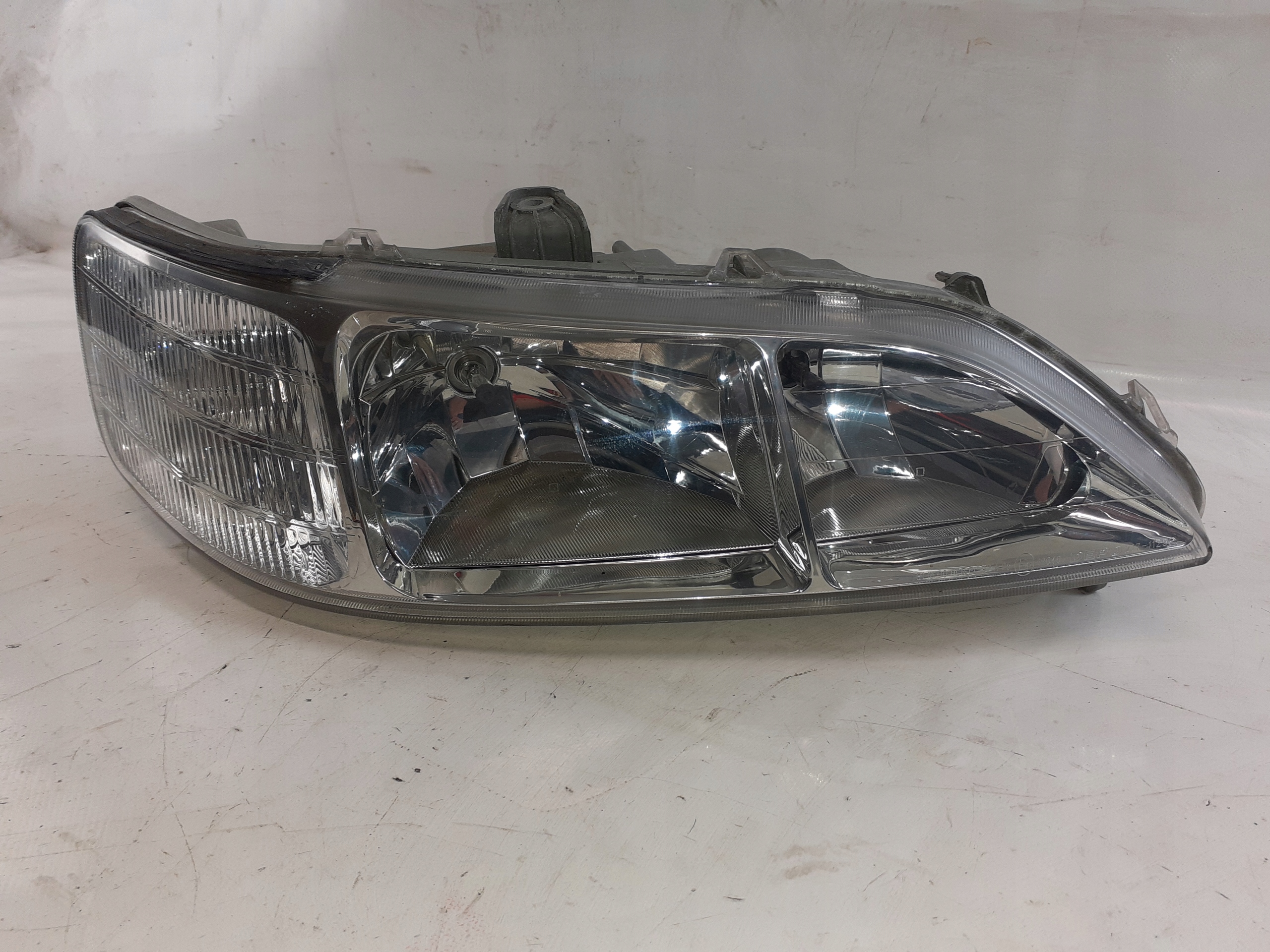 light right front HONDA ACCORD VI
