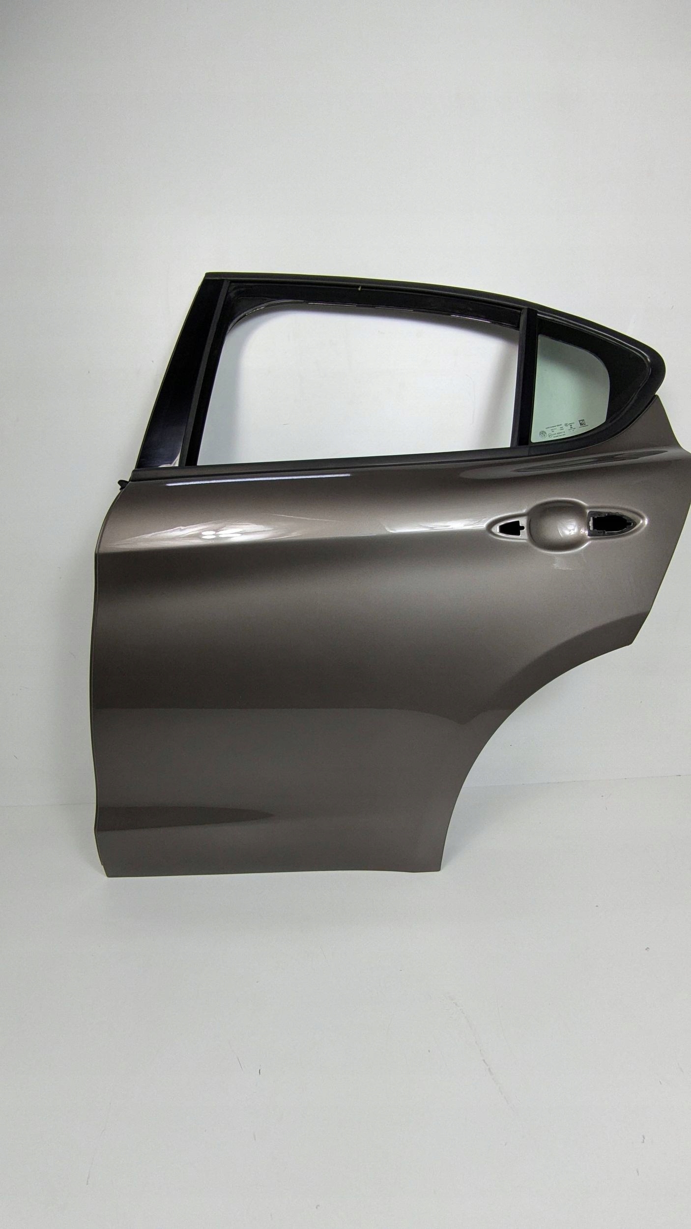Alfa Romeo Stelvio 082 door rear. left w colour