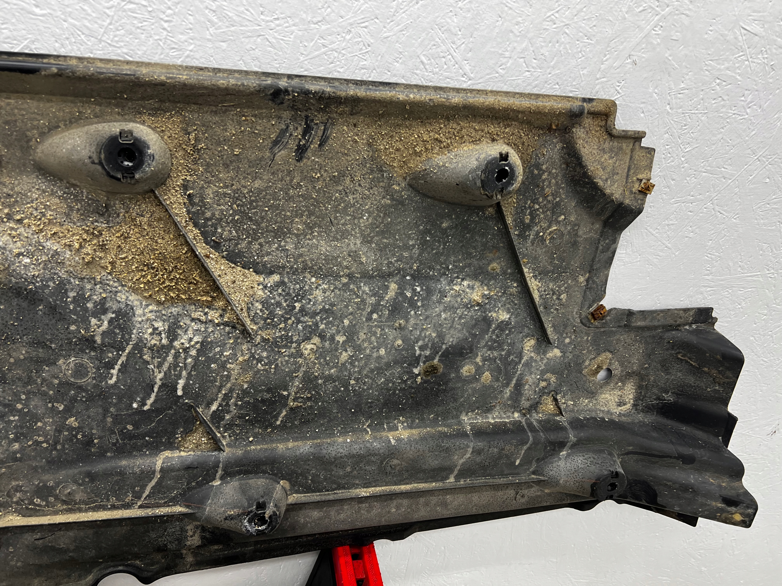 VW PASSAT B7 KOMBI Blende Abdeckung abdeckung Unterfahrschutz links 3C0825201D