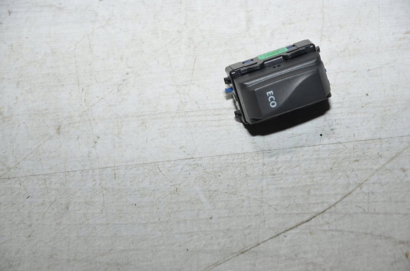 interruttore ECO Dacia Duster e LIFT 15r