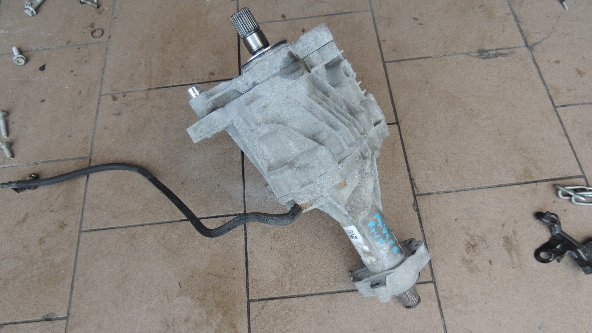 REDUKTOR MOST PRZEDNI OPEL INSIGNIA B BUICK REGAL 4x4 2.0 T Producent części General Motors