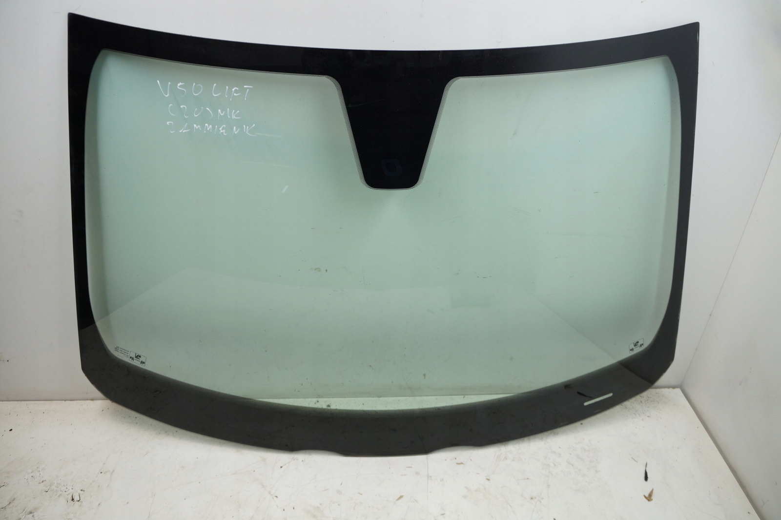 VOLVO V50 S40 II C30 SZYBA CZOŁOWA PRZÓD PRZEDNIA CZUJNIK DESZCZU
